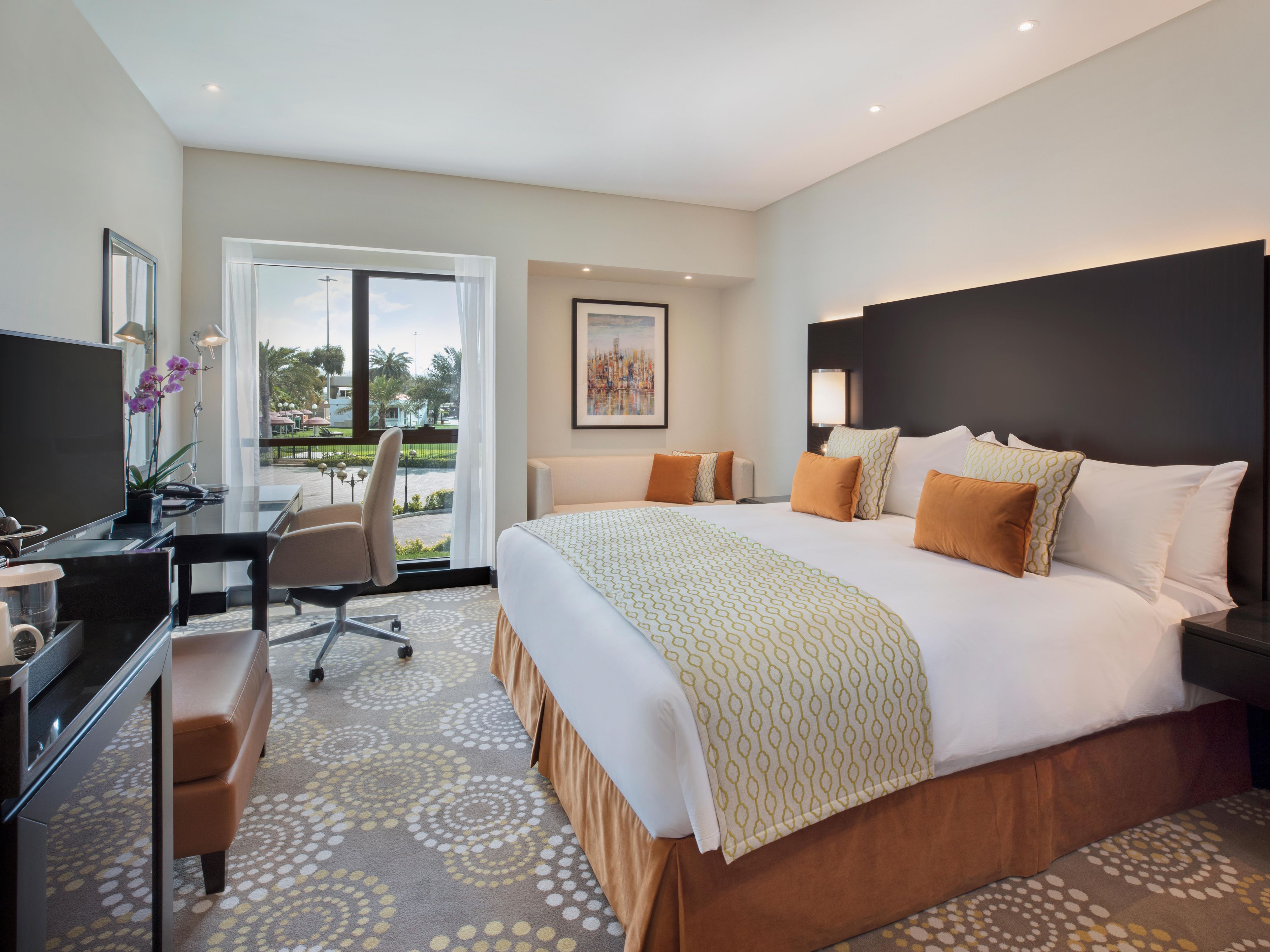 Newly renovated Executive Club Room