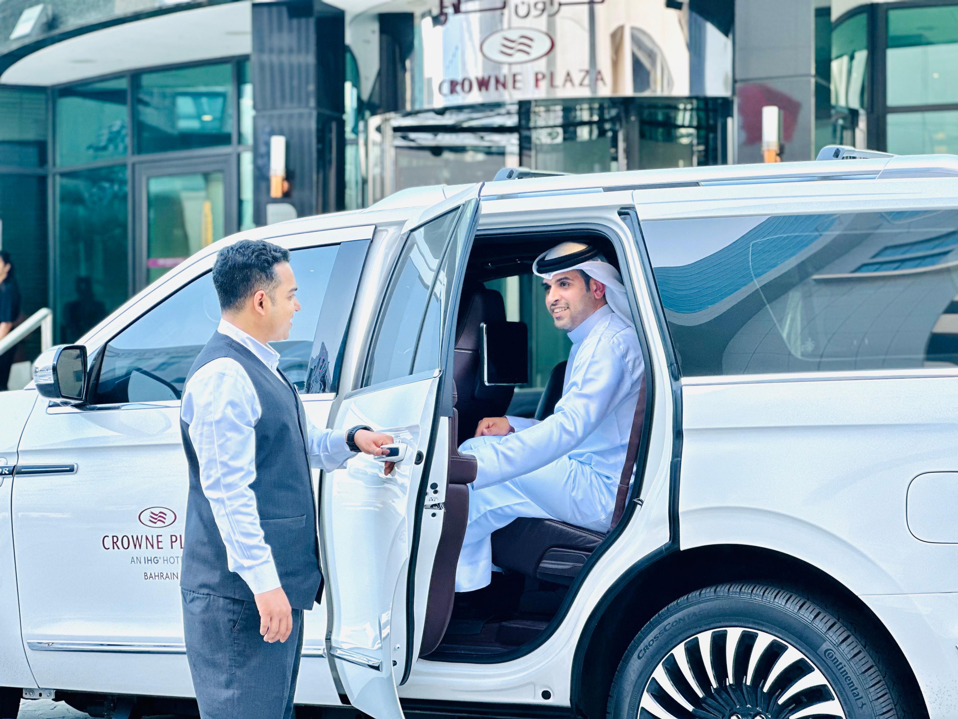 Crowne Plaza Bahrain is perfectly located in central Manama close to some of the city’s most popular attractions like the Avenues Mall, and only 10 minutes from the airport. Staying at the Crowne Plaza, you will find yourself near the Dolphin park, Bahrain Museum, Bab Al Bahrain Souq as well as popular malls.