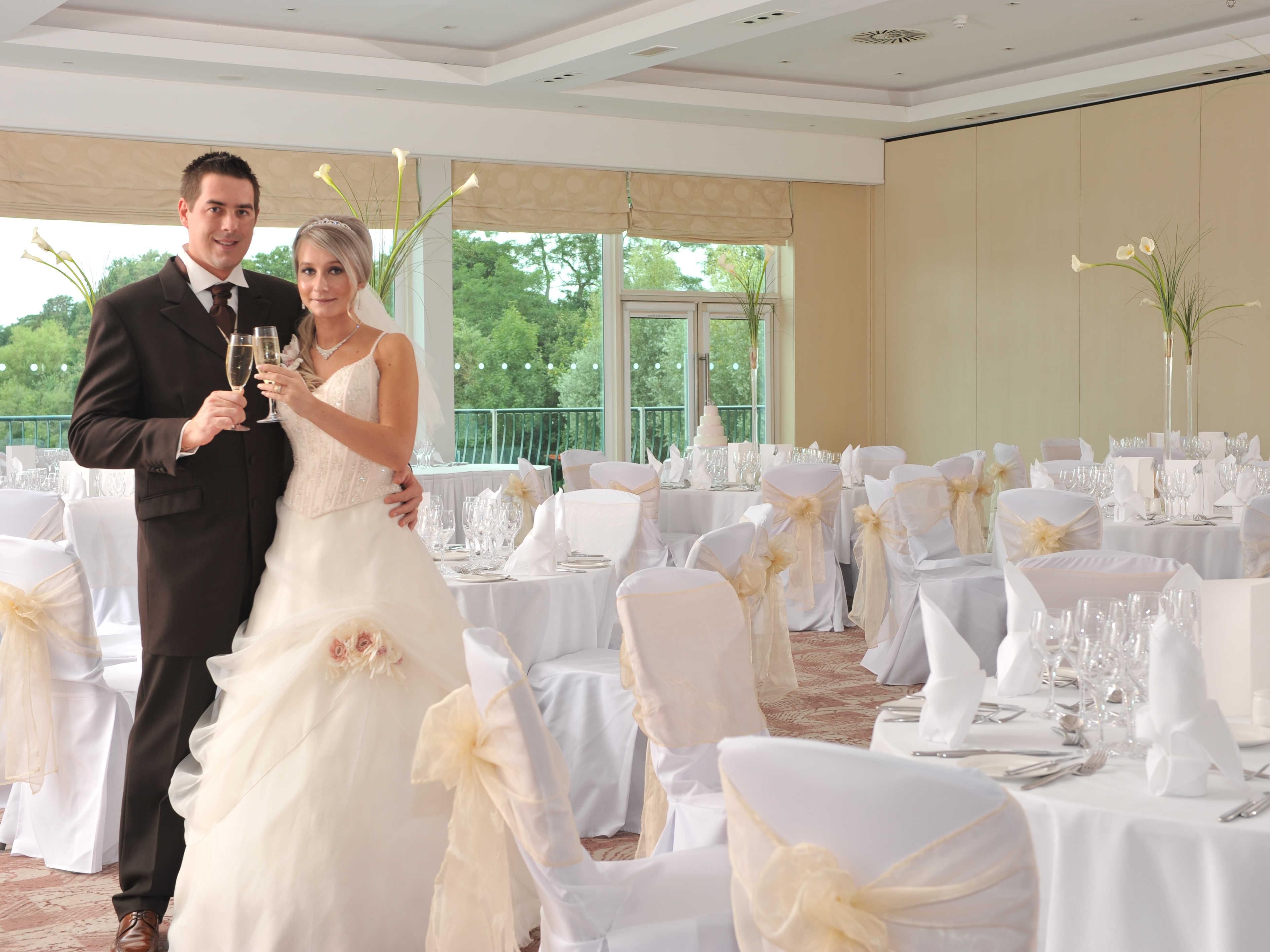 Celebrate your dream wedding at Crowne Plaza Marlow, where British elegance meets Asian tradition. Whether you desire a grand British celebration or an authentic Asian ceremony, our versatile venue with capacity up to 450 guest, offers stunning spaces, exceptional service, and bespoke packages to create a truly unforgettable day.