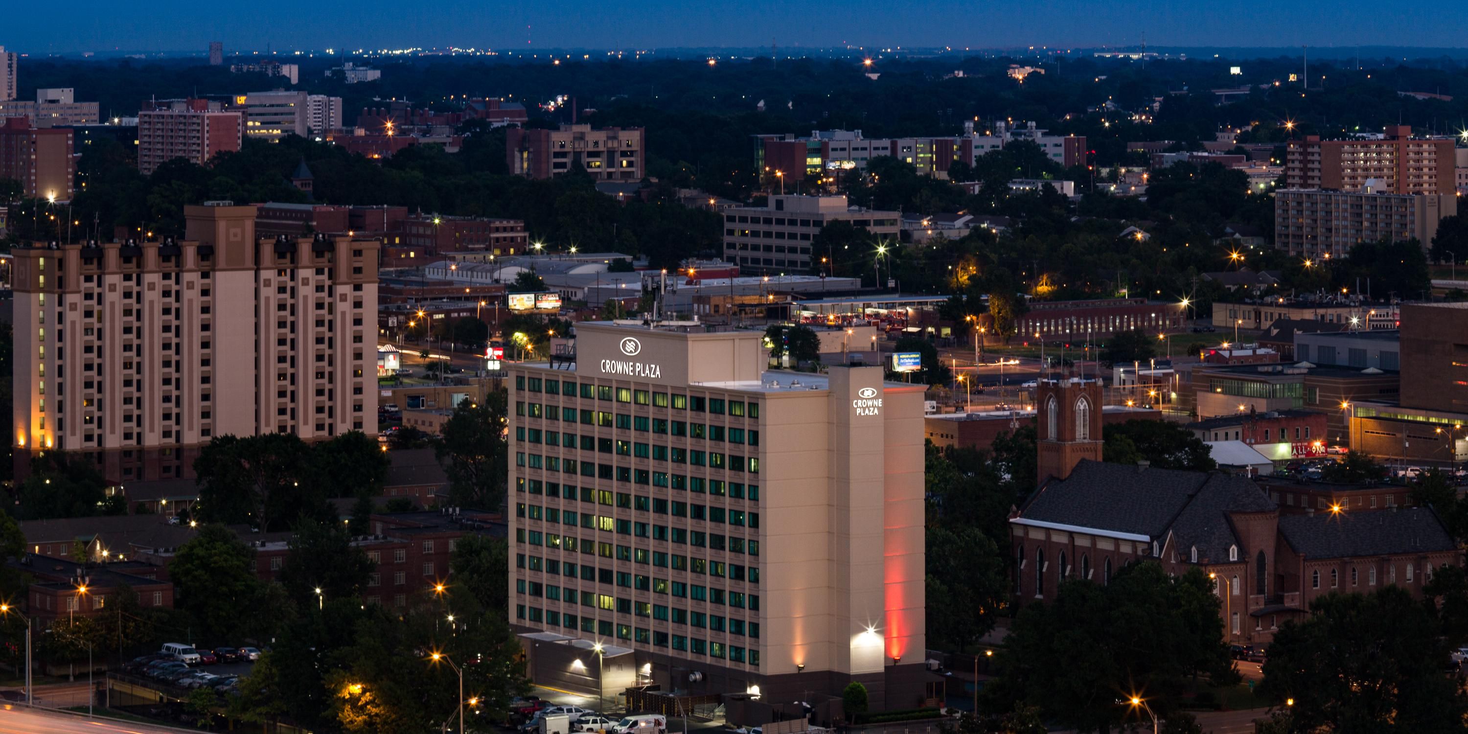 $hotelInfo.mediaDetails.welcomePhotos.primaryPhoto.caption}