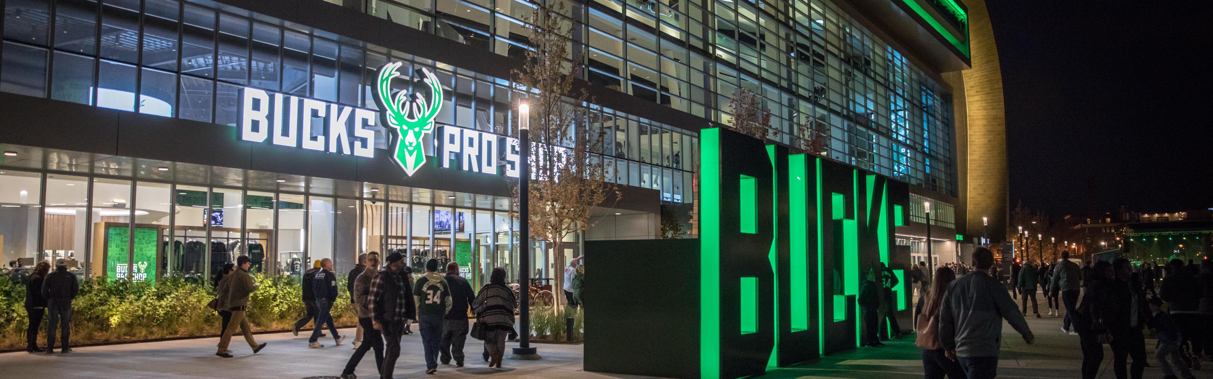 Explore all, see, eat, drink and more around incredible area.