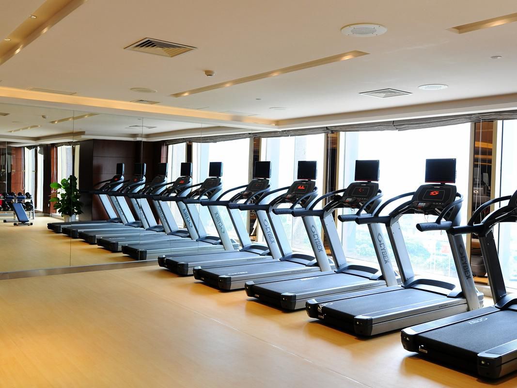 Crowne Plaza Nanchang Riverside features state of art leisure facilities featuring a gymnasium  on 6th floor. The treadmill facing the river that you can enjoy the sunset or dynamic light show while doing anaerobic exercise. All facilities are well equipped and designed to help you relieve stress, revitalize and energize.