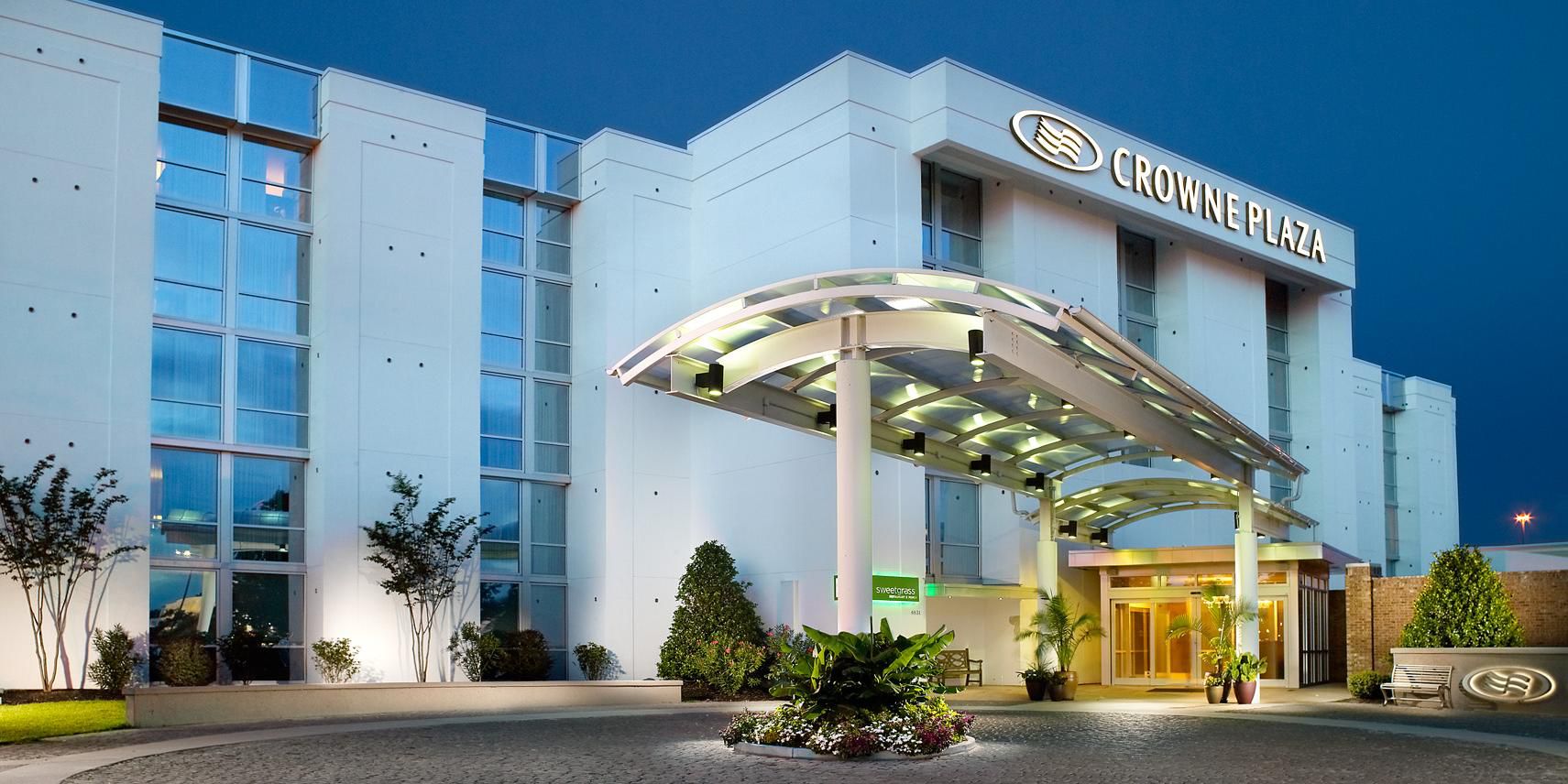 $hotelInfo.mediaDetails.welcomePhotos.primaryPhoto.caption}