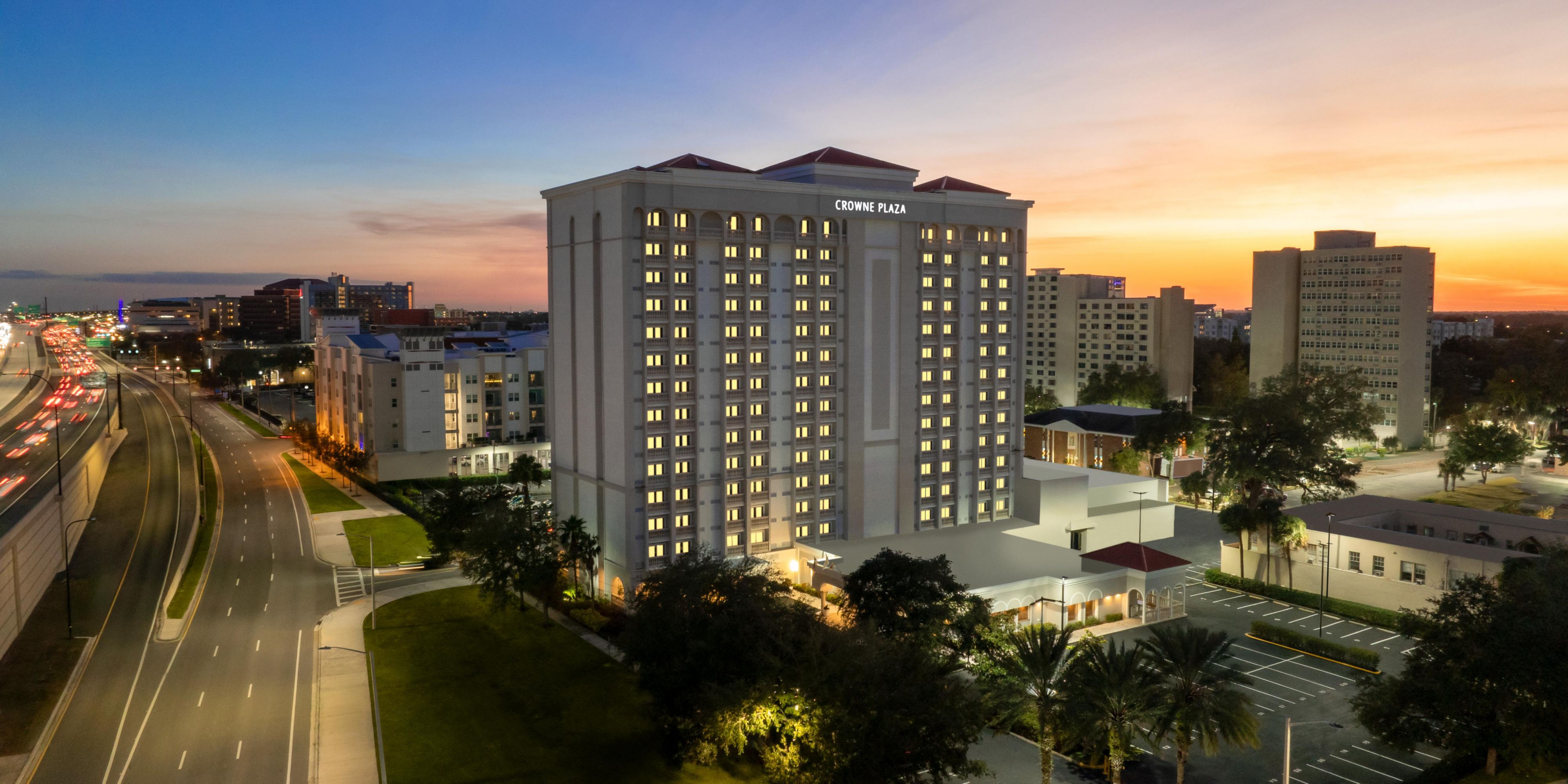 $hotelInfo.mediaDetails.welcomePhotos.primaryPhoto.caption}