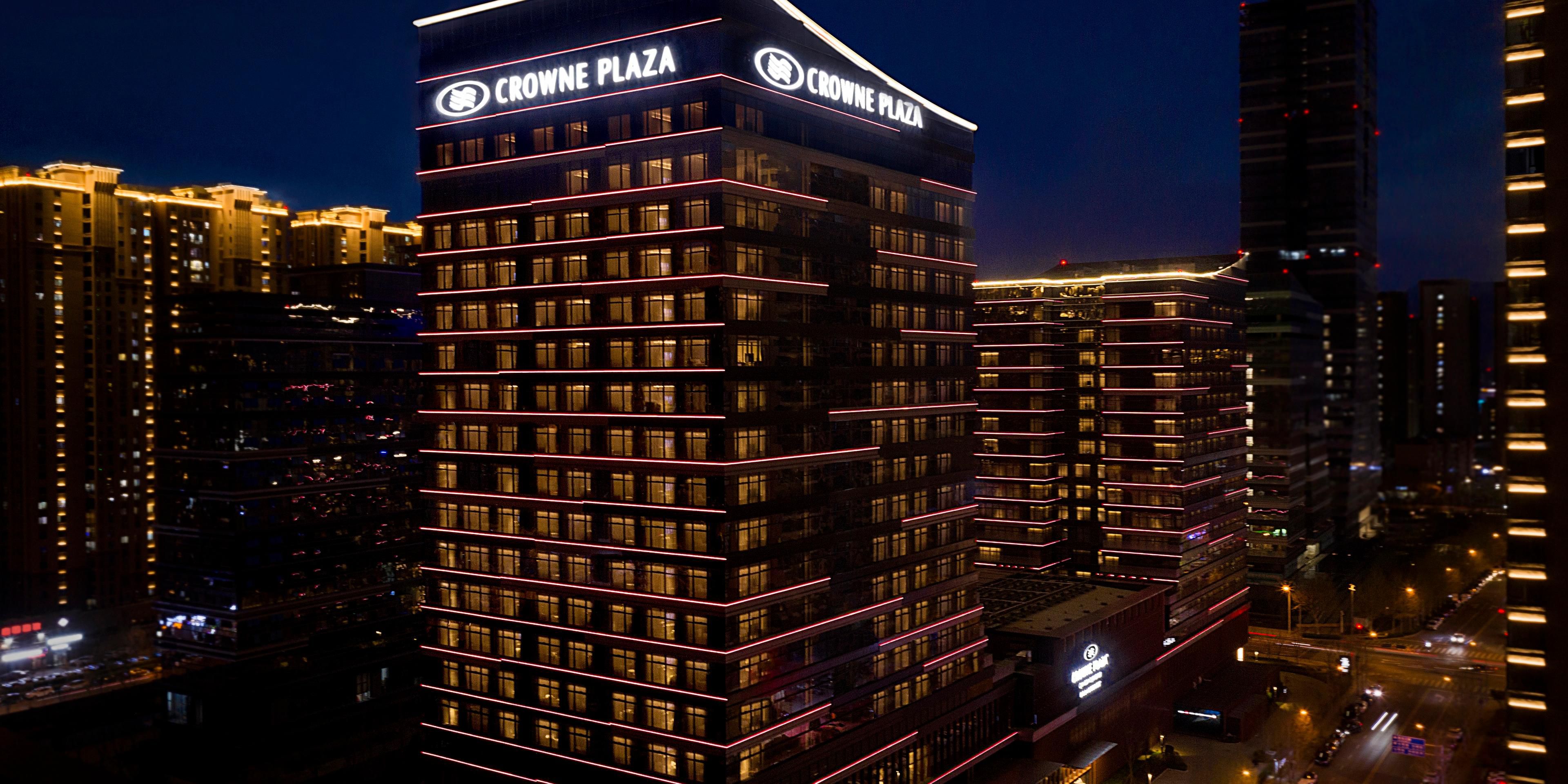 $hotelInfo.mediaDetails.welcomePhotos.primaryPhoto.caption}