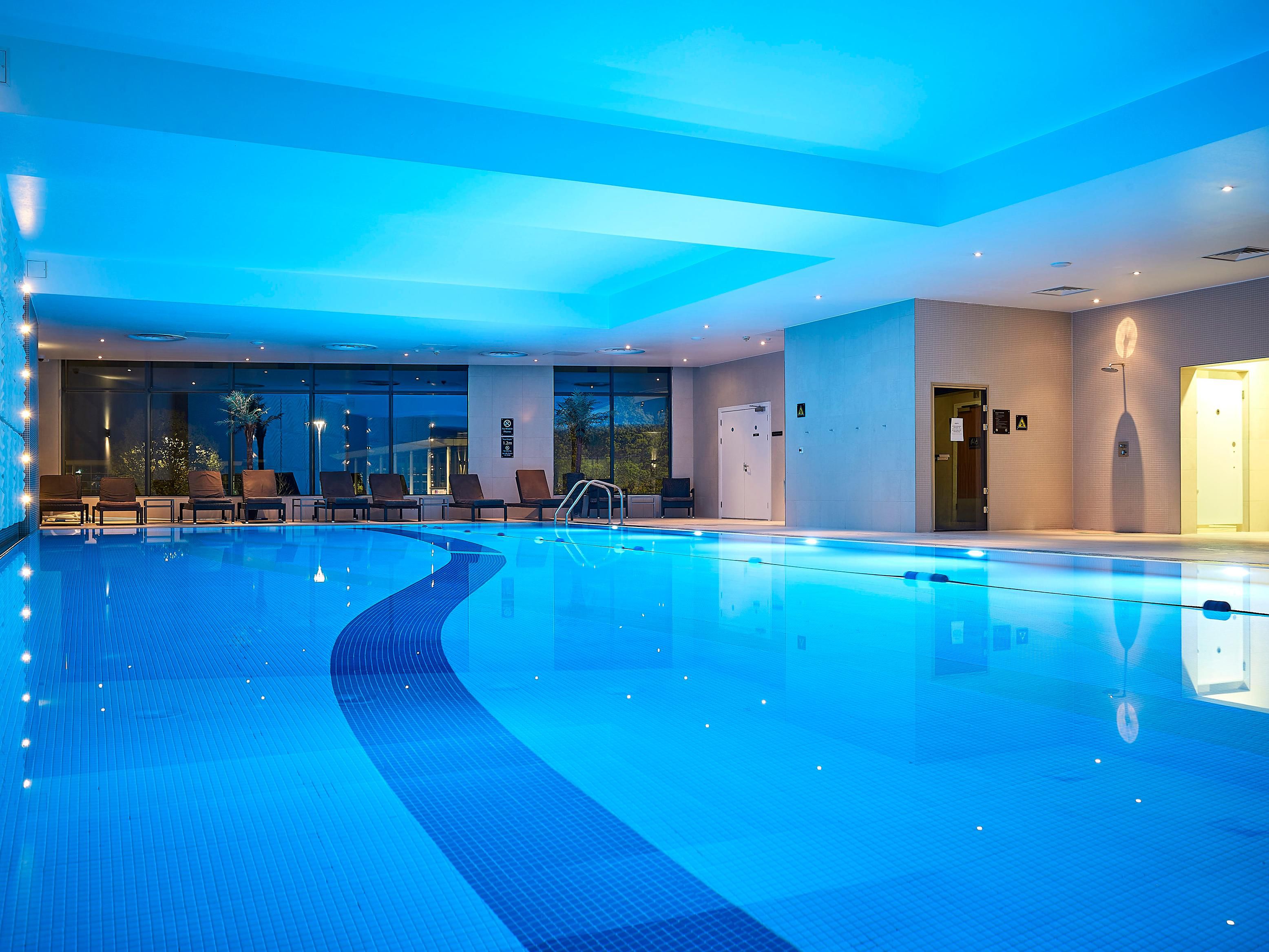 19m Indoor heated pool with Sun Loungers