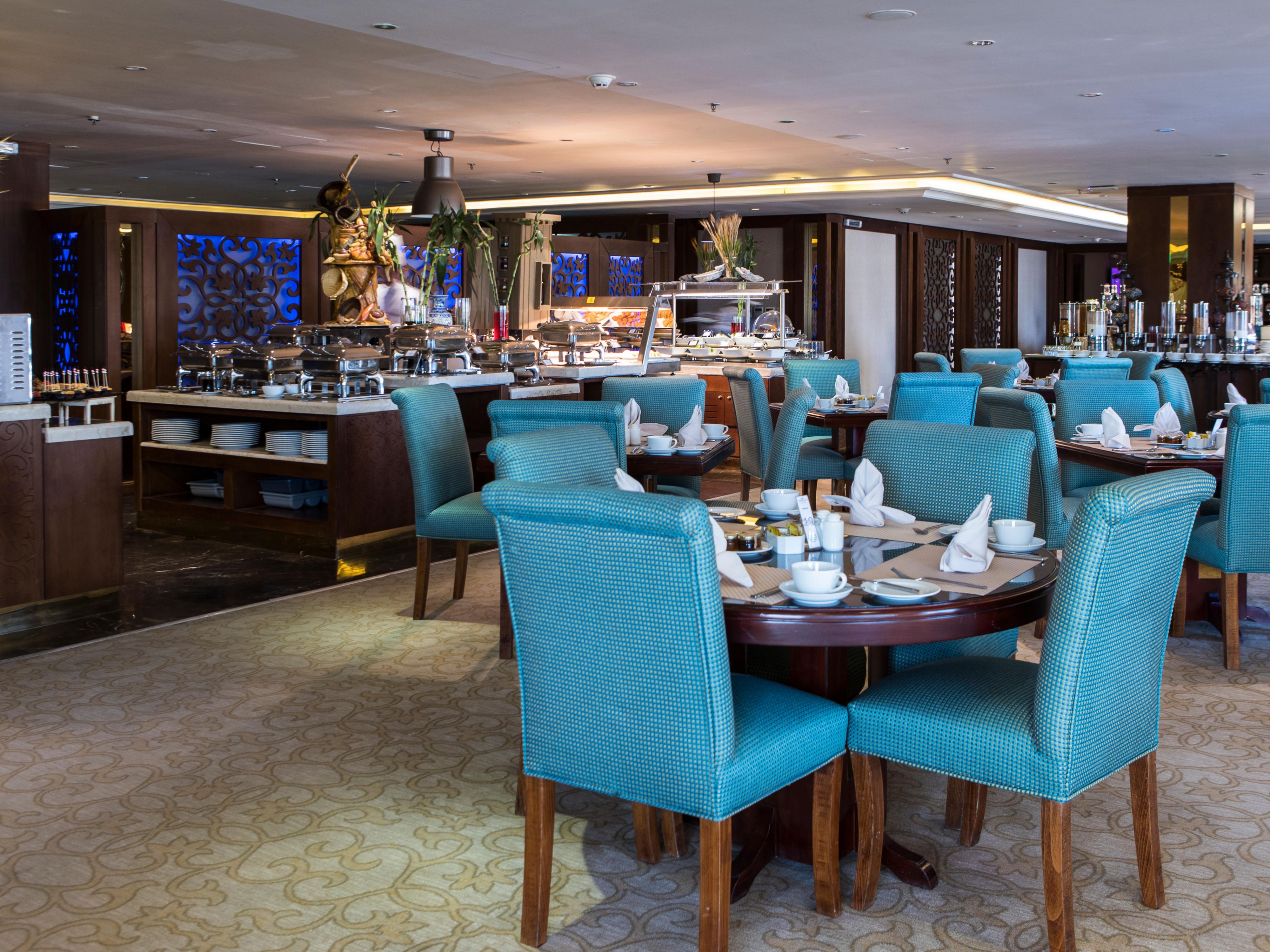 Enjoy a four course set menu lunch that is a choice from our Chef’s favourite list. Available every day from 12:30 pm until 3:30 pm.