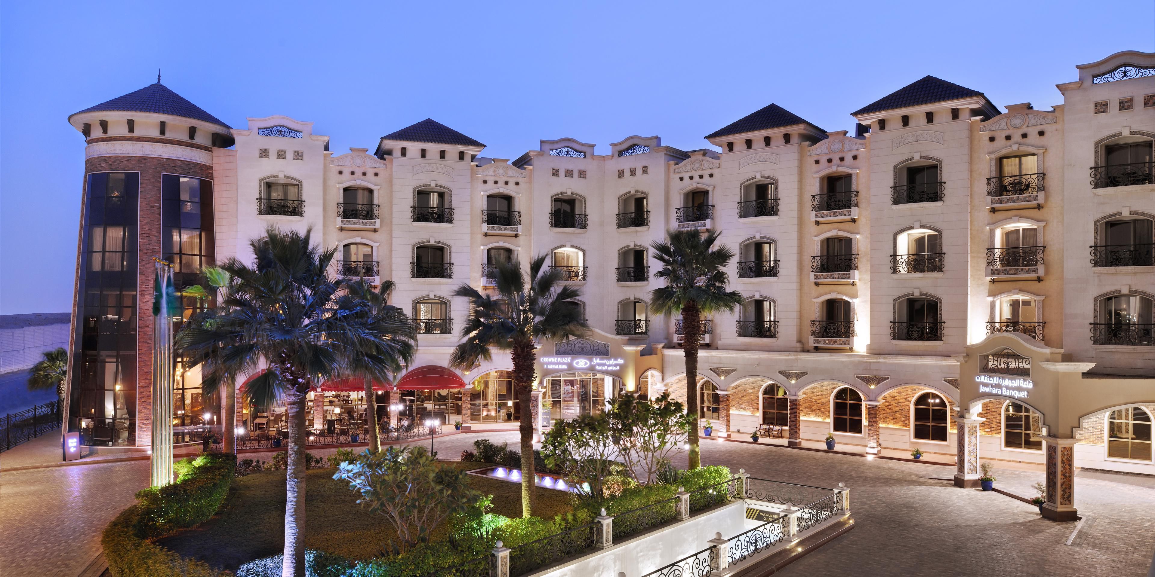 $hotelInfo.mediaDetails.welcomePhotos.primaryPhoto.caption}