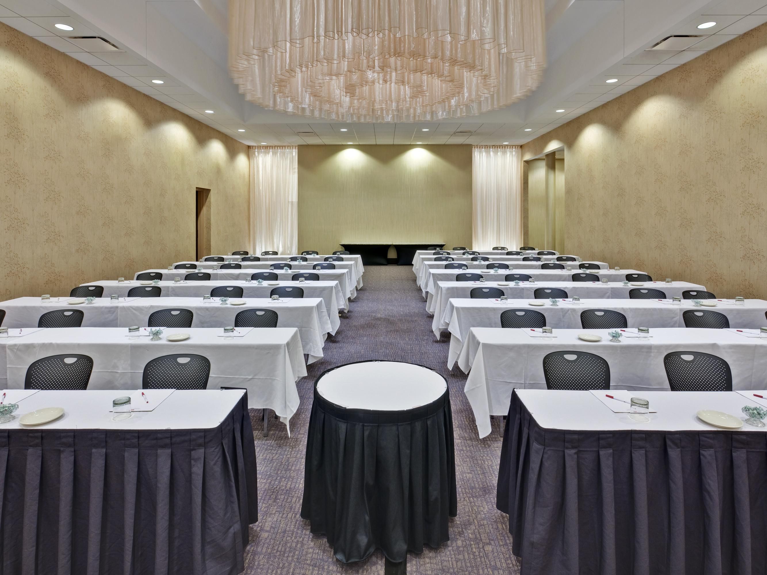 Host business meetings and social events with ease in our extensive facility featuring over 55,000 sq ft spread across 27 meeting rooms on two floors. From boardrooms to ballrooms and a tiered auditorium for up to 3,000 guests, we offer the perfect venue for every occasion. 