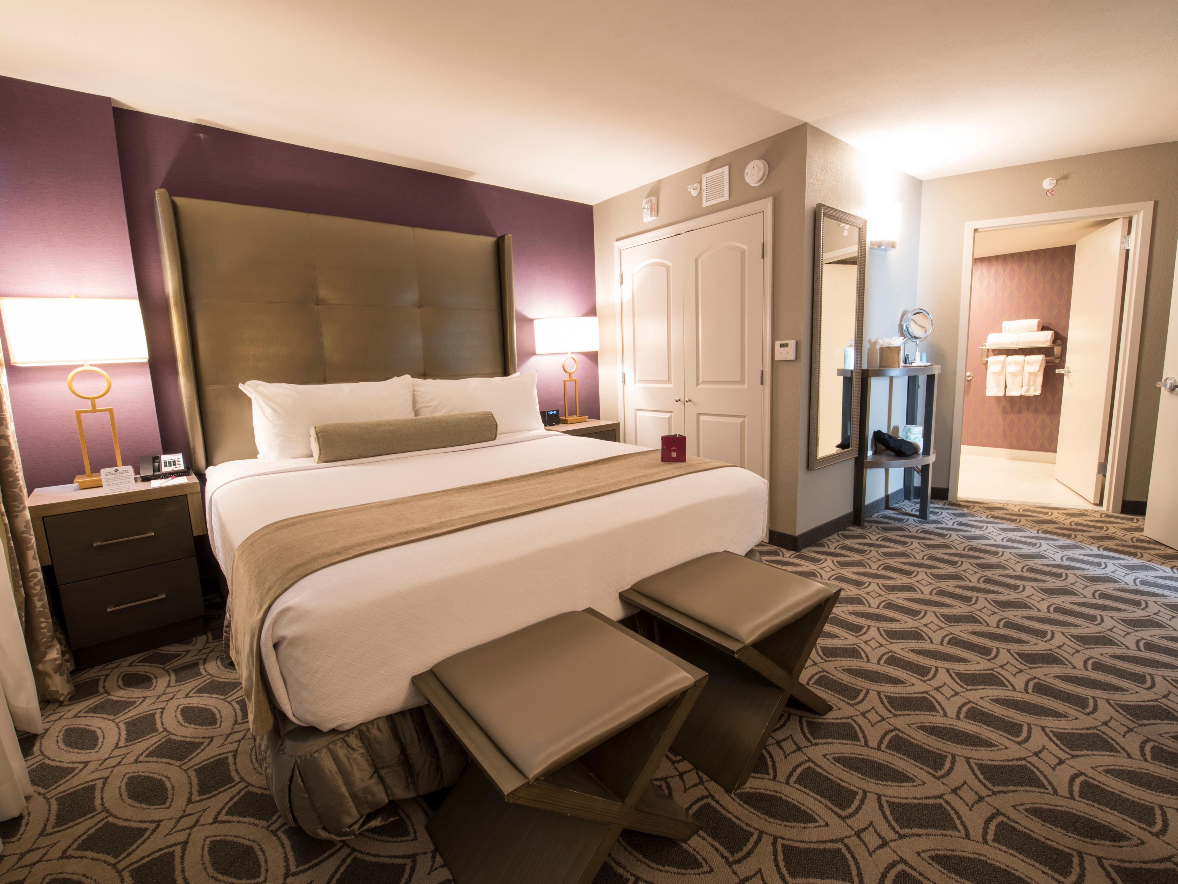 Weddings are a great time to reunite and celebrate a union. Let us host your family while you focus on the party. Our wedding group blocks are now booking through 2022.