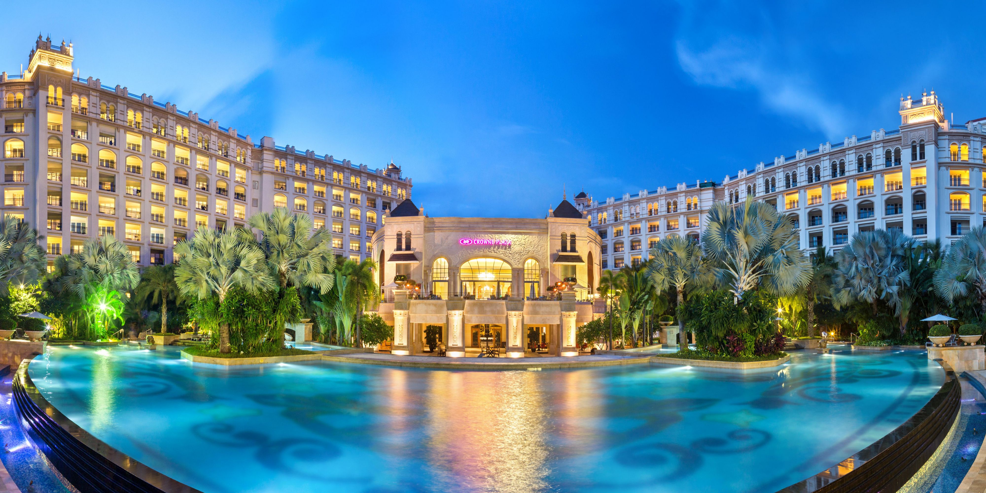 $hotelInfo.mediaDetails.welcomePhotos.primaryPhoto.caption}