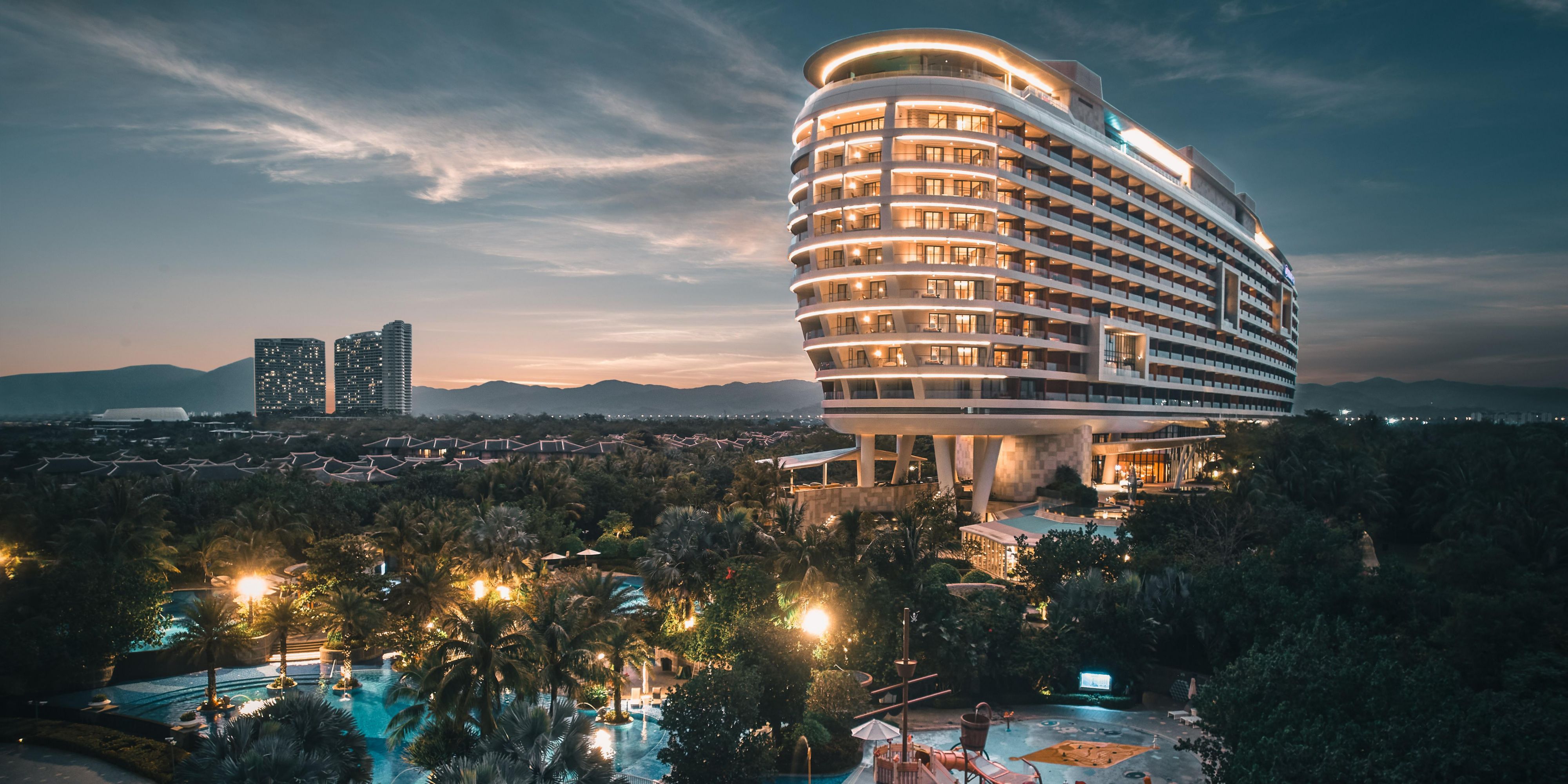 $hotelInfo.mediaDetails.welcomePhotos.primaryPhoto.caption}