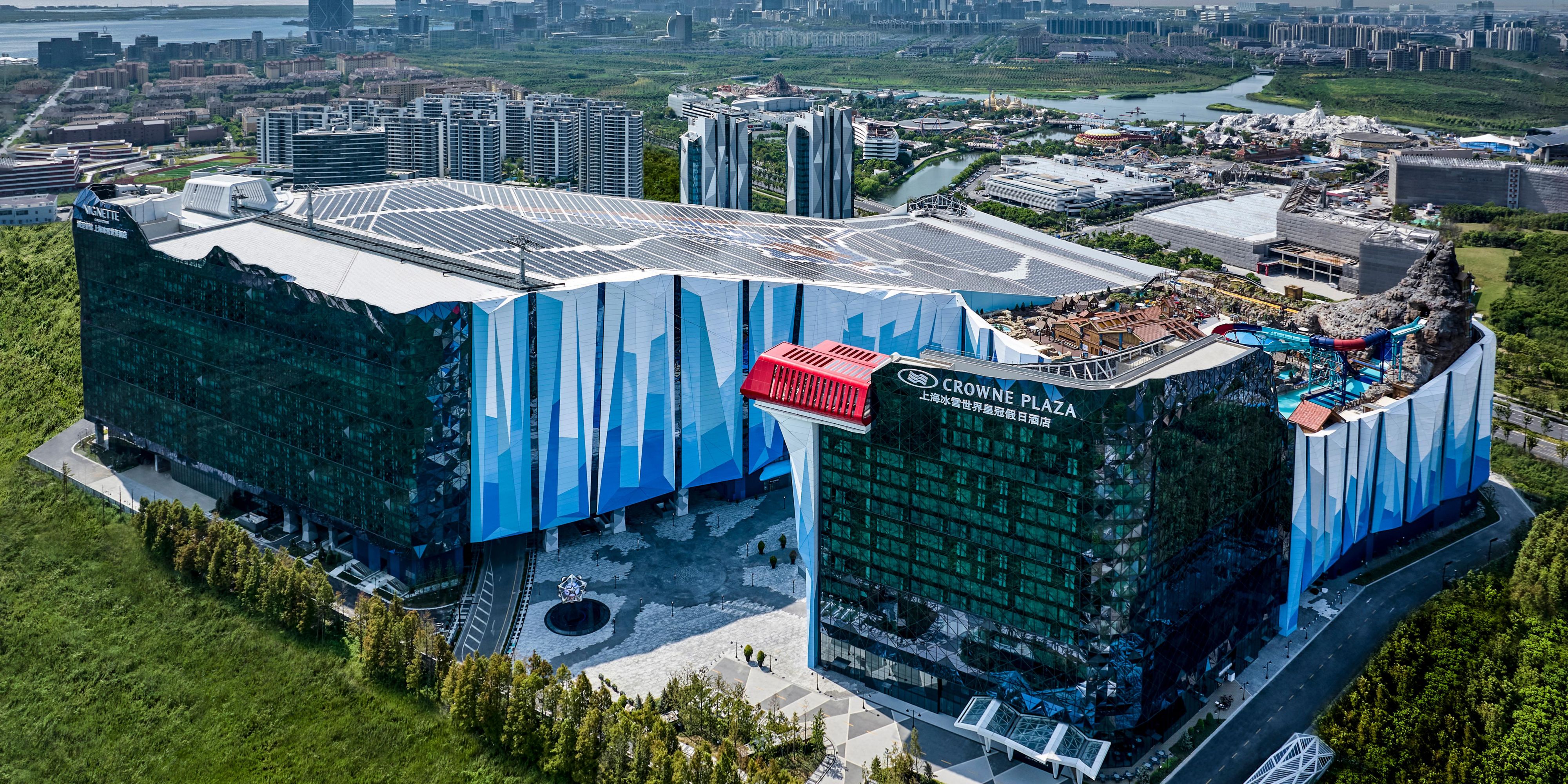 $hotelInfo.mediaDetails.welcomePhotos.primaryPhoto.caption}