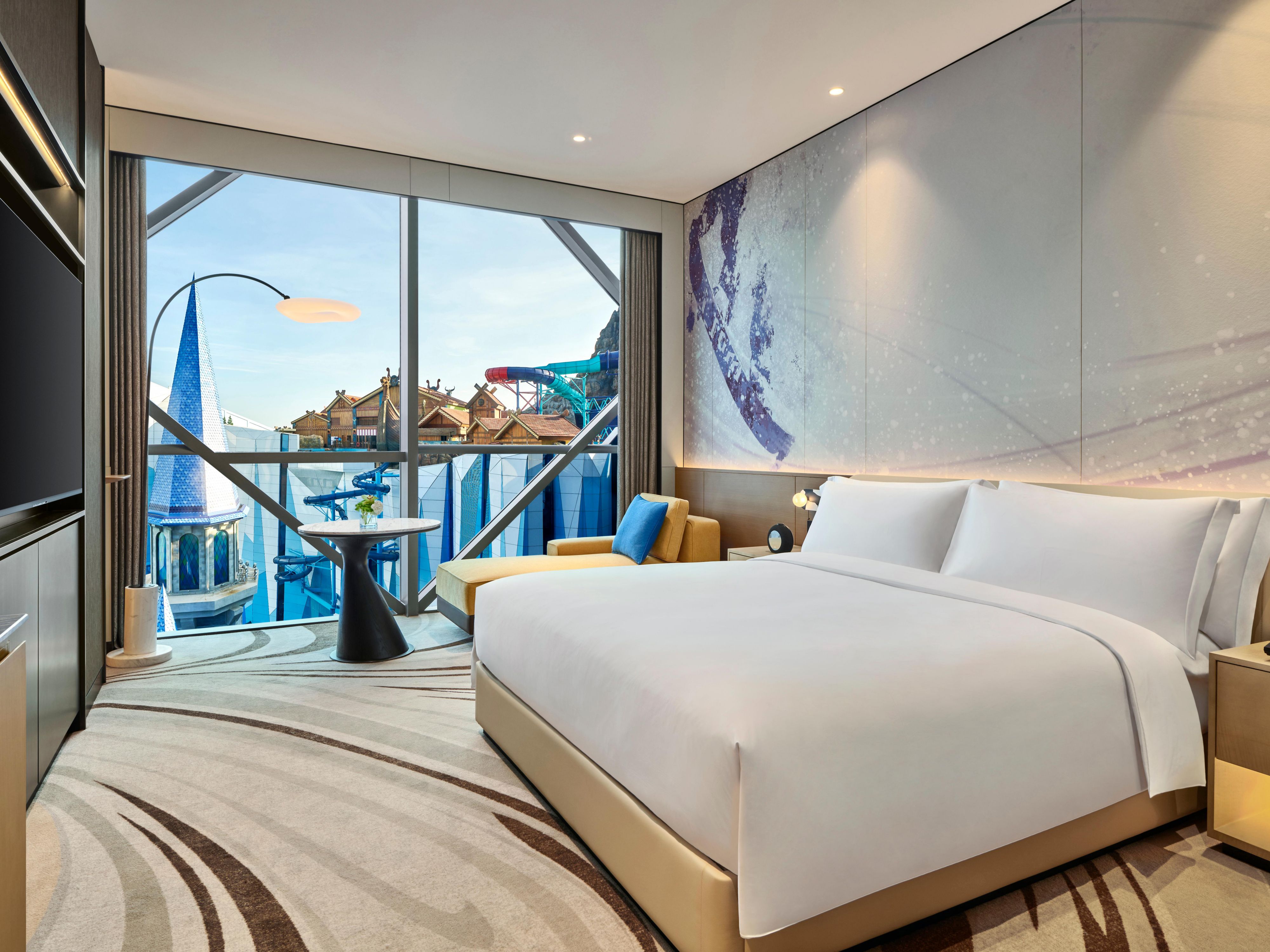 高级房 大床 耀雪乐园景观