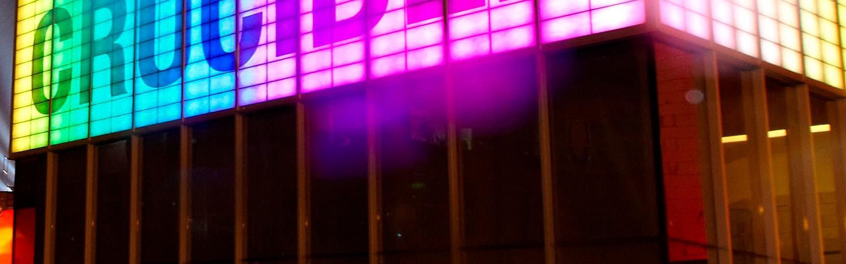 The iconic Crucible and Sheffield Theatres are within 10 mins walk