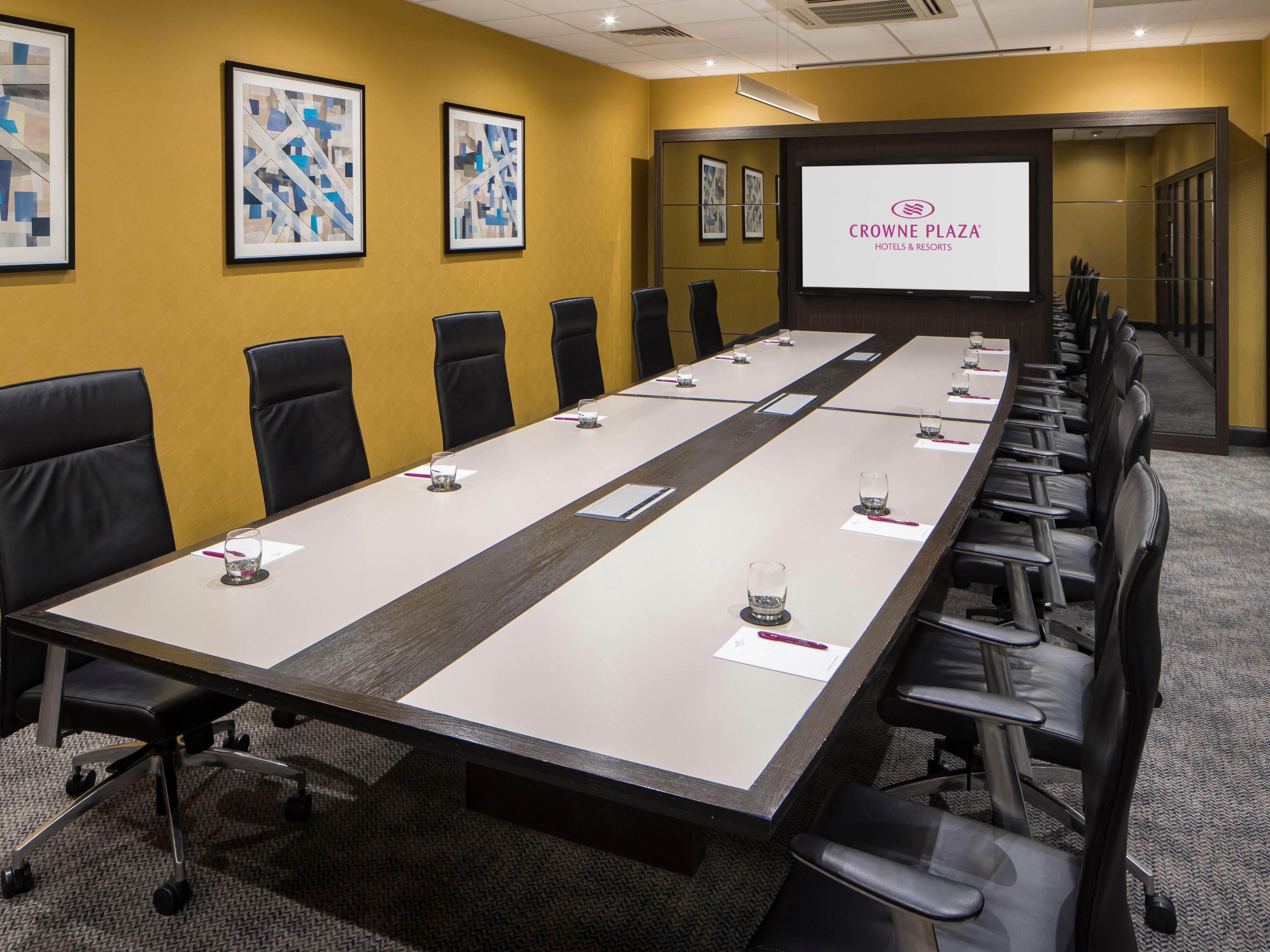 Our 12 versatile meeting rooms, accommodating up to 200 guests, are perfect for a range of events. Our dedicated Meetings Director is on-site to assist you in planning a seamless and successful occasion. Elevate your meetings, conferences, weddings, and social gatherings with our exceptional service, inviting atmosphere, and personalised touches.