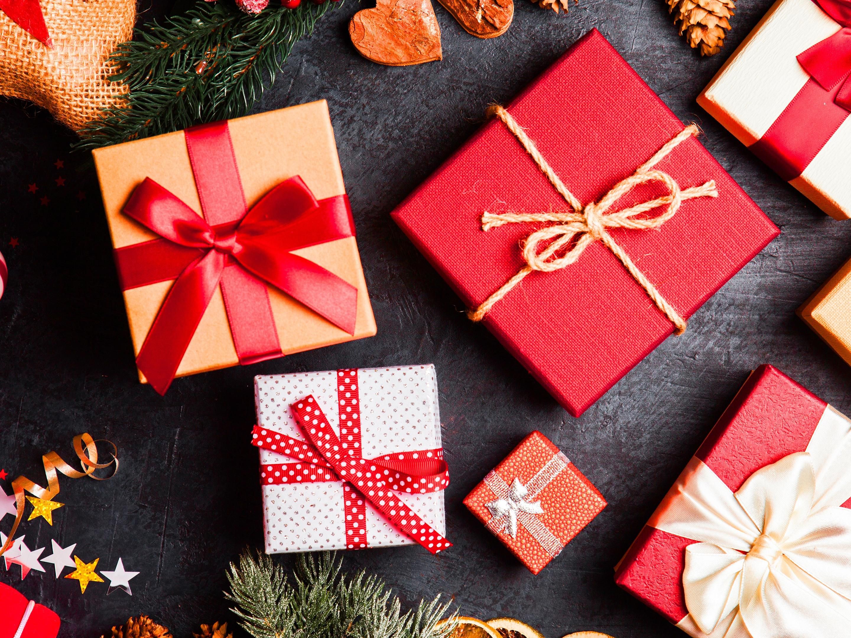 We know what it takes to make Christmas truly special. From festive afternoon tea to extravagant Christmas party nights, we have something special for everyone! Our expert team of Moment Makers are on hand to ensure that it's not just another Christmas - it's your Christmas. 