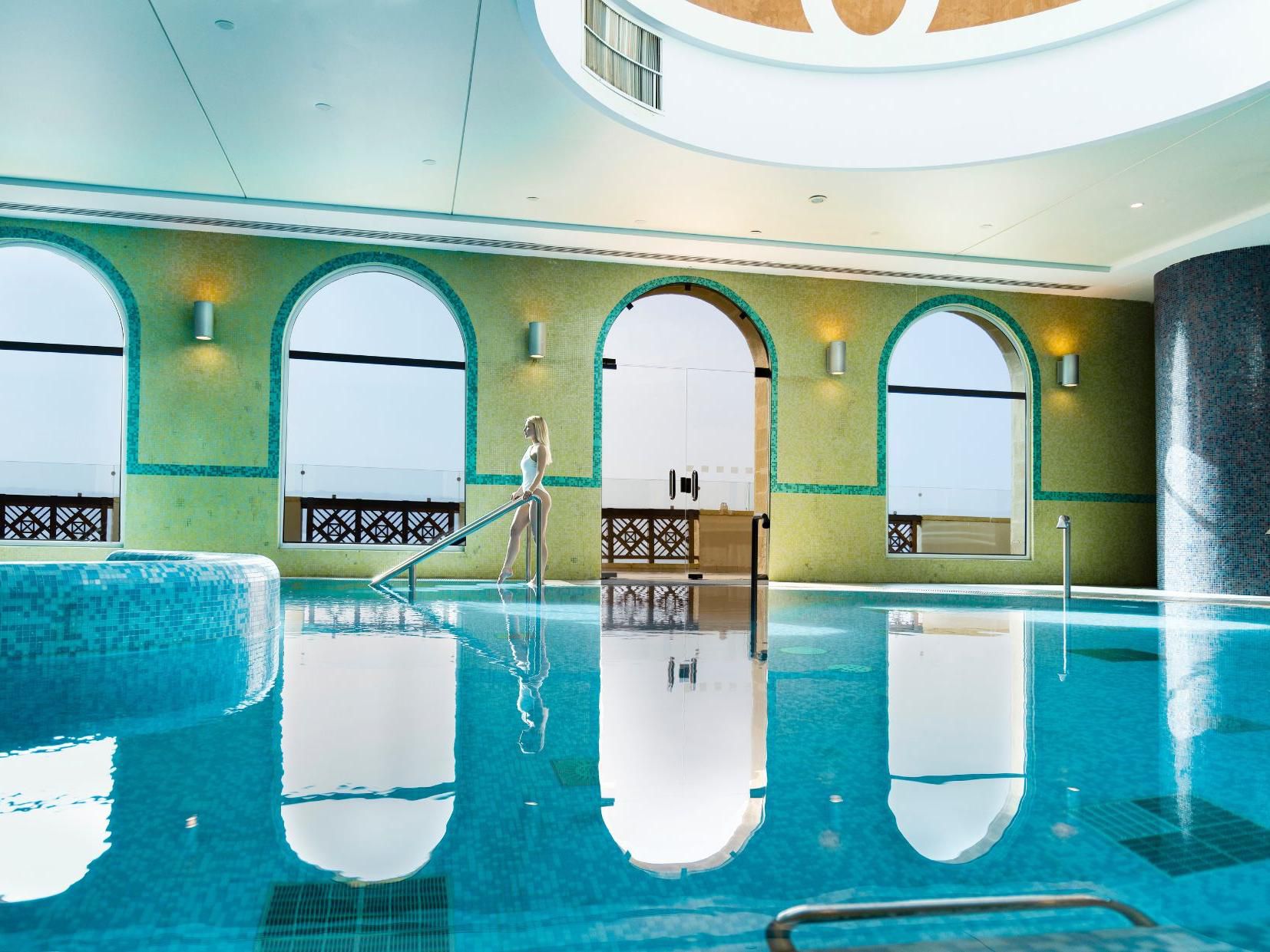 Celebrate her special day with the ultimate Shower Party experience at Dsanté Spa, where blissful relaxation meets unforgettable moments at the lowest point on earth.

Tailored for groups of 15+ guests, this is where memories are made.

Spa access is exclusively for guests aged 20 and above.