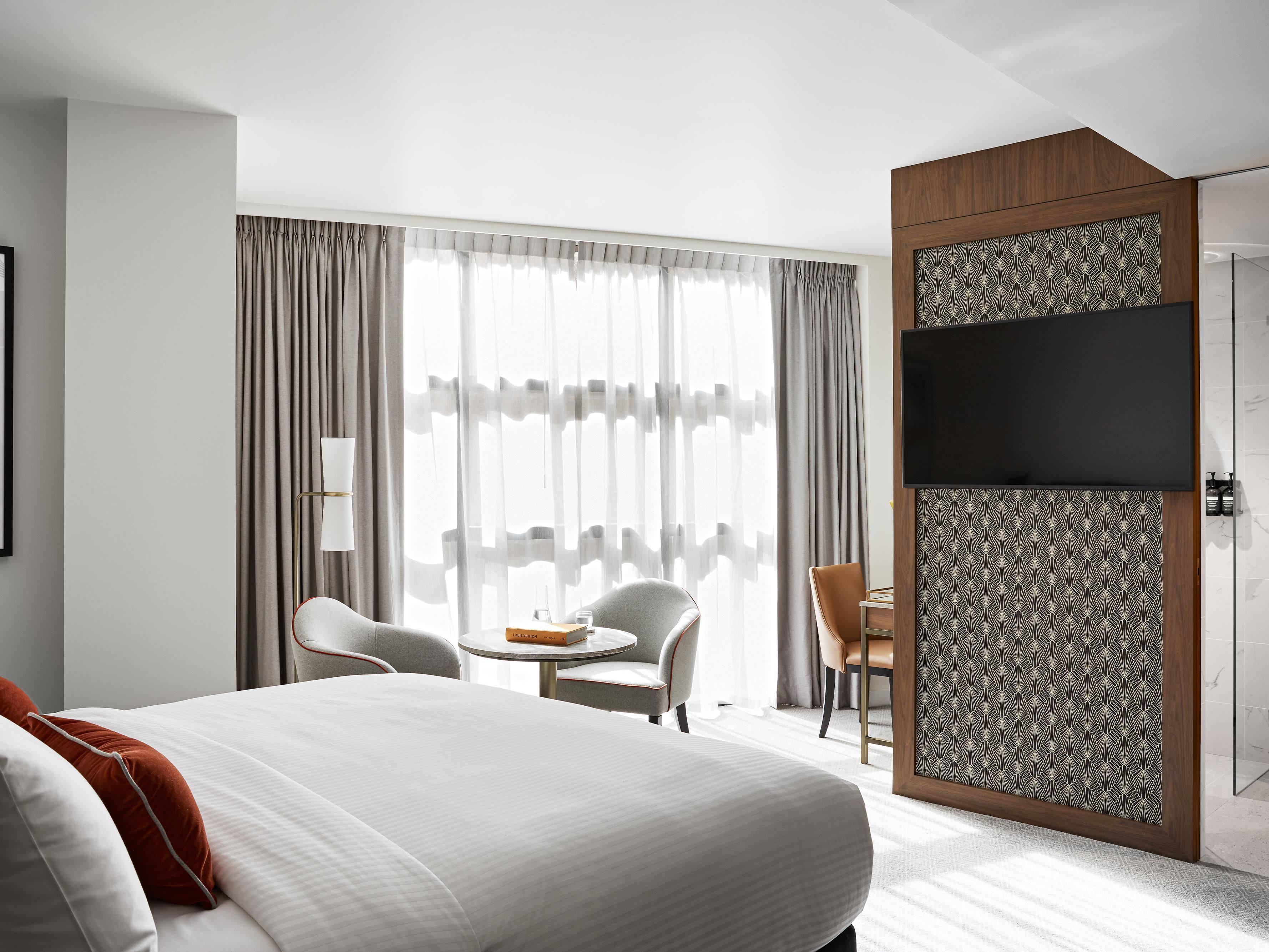 Superior rooms are a generious size with space to relax and unwind