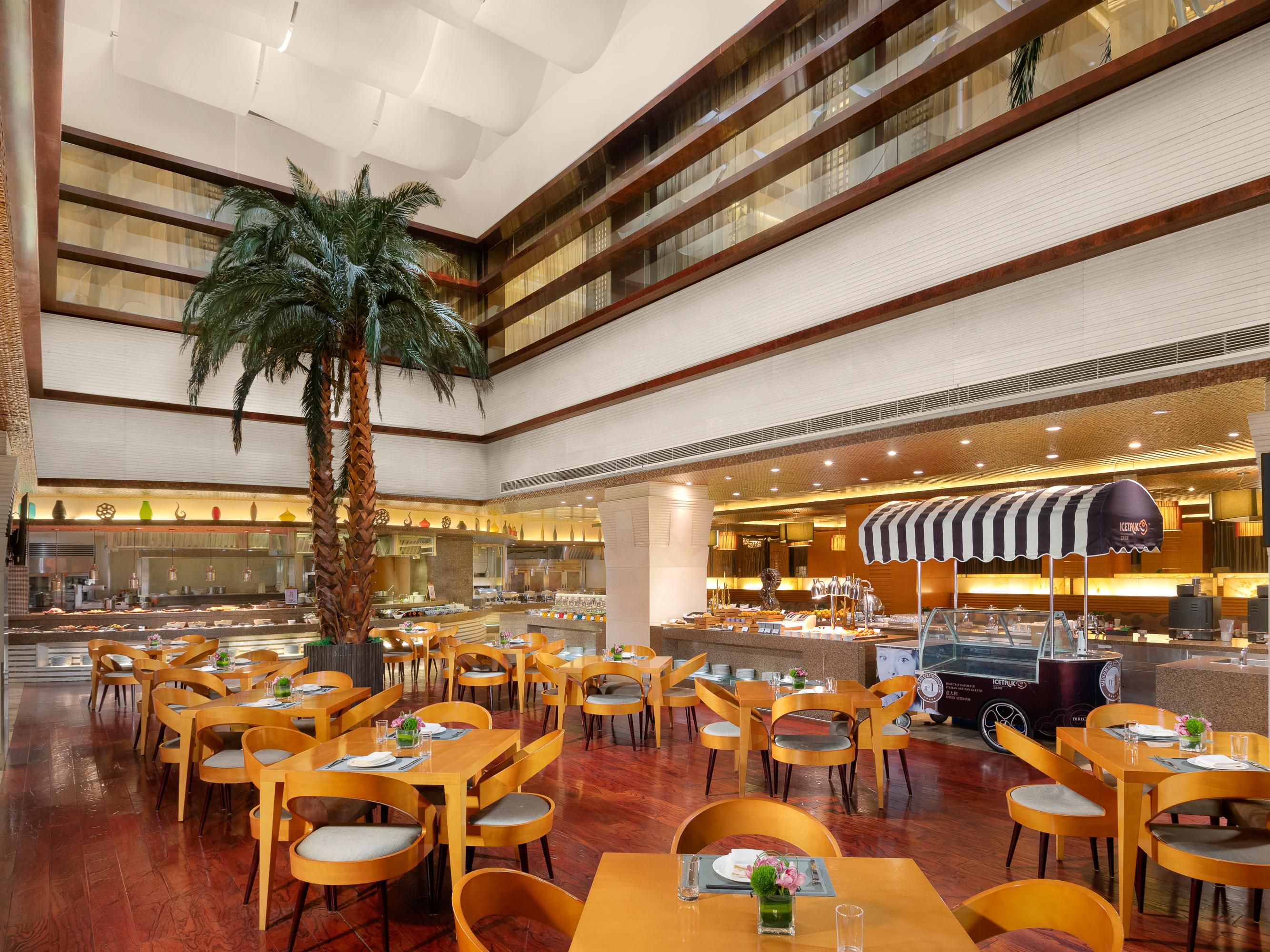 The hotel's courteous "Breakfast Check-Out" service further allows guests to enjoy a convenient, breakfast time hotel check out, making one's journey both easy and efficient.