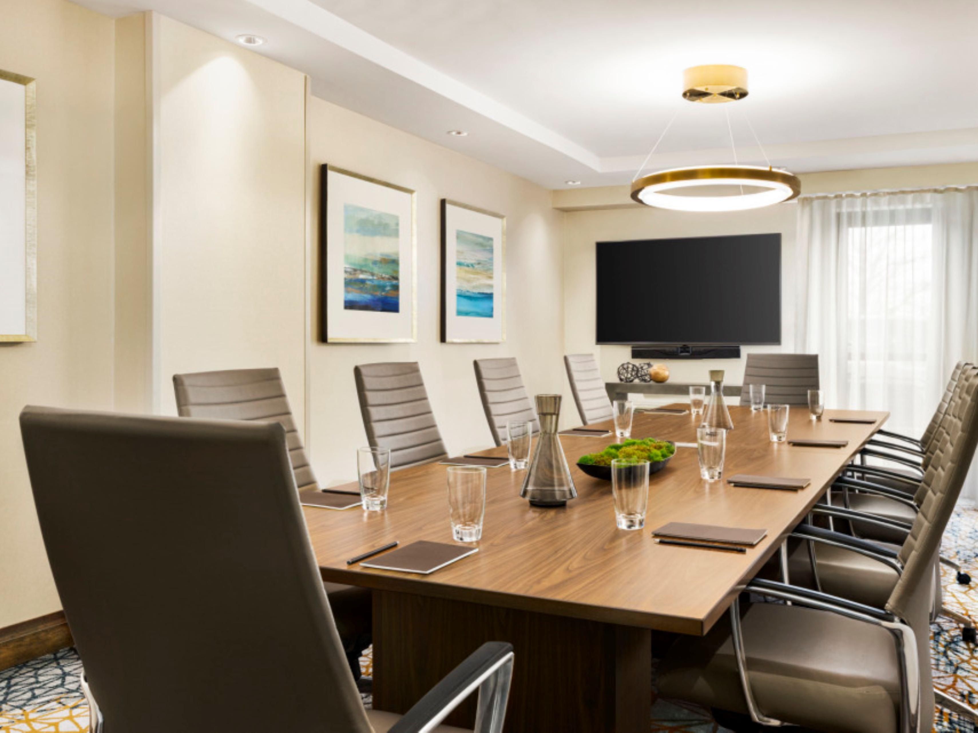 Elevate your experience with Crowne Plaza Toronto Airport! Book 15 guest rooms and enjoy 1 complimentary room on us, plus complimentary upgrades and personalized amenities. Earn 10,000 IHG One Rewards bonus points, and for every 15 meeting packages booked, receive 1 complimentary package. Choose your perks today—this limited-time offer awaits!