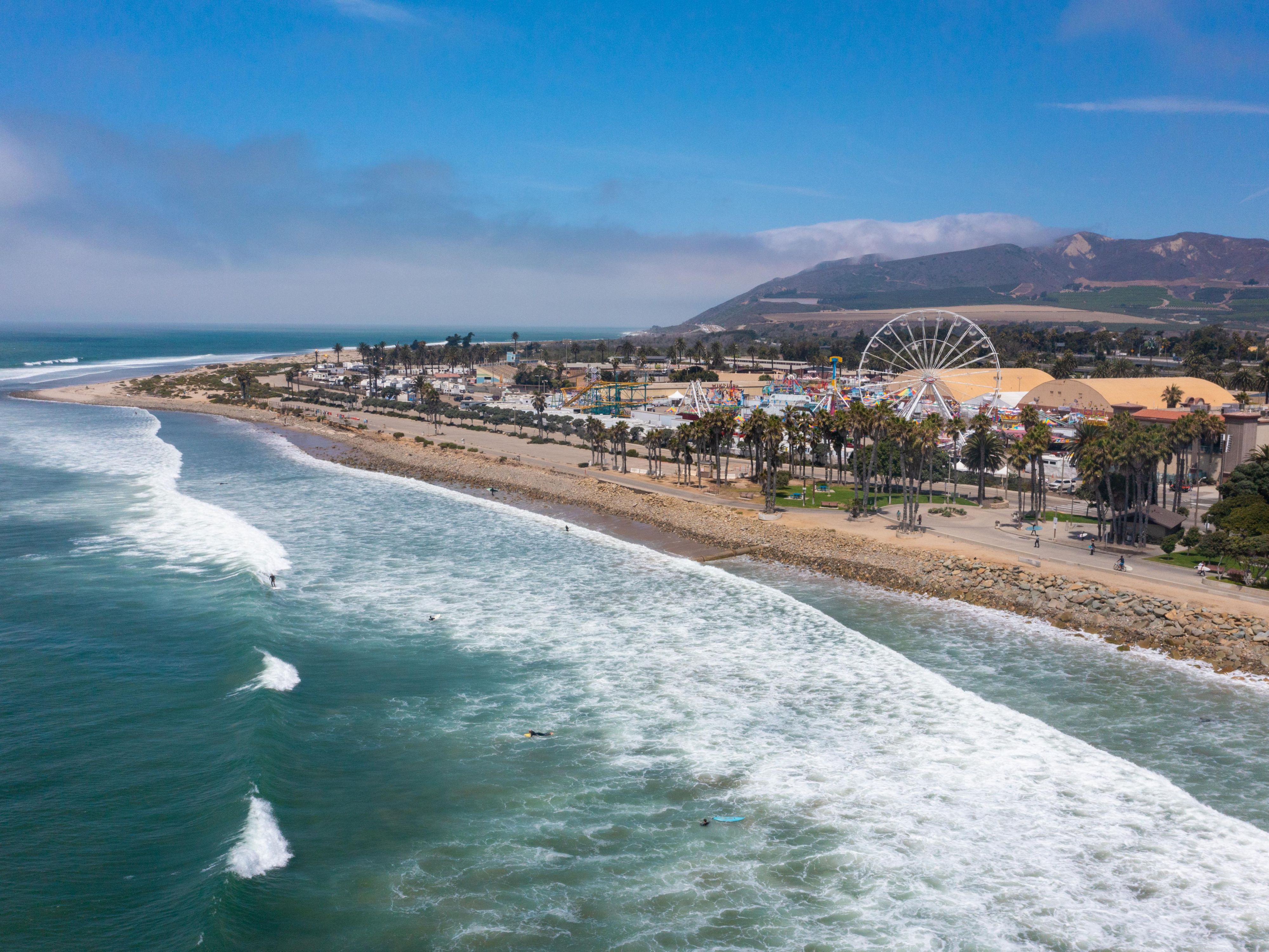 Experience the thrill of surfing with professional surfer Mary Osborne. She offers private and group lessons on the beachfront at Crowne Plaza Ventura Beach, with 90-minute sessions suitable for all skill levels. All necessary equipment is provided, ensuring a seamless and enjoyable experience.