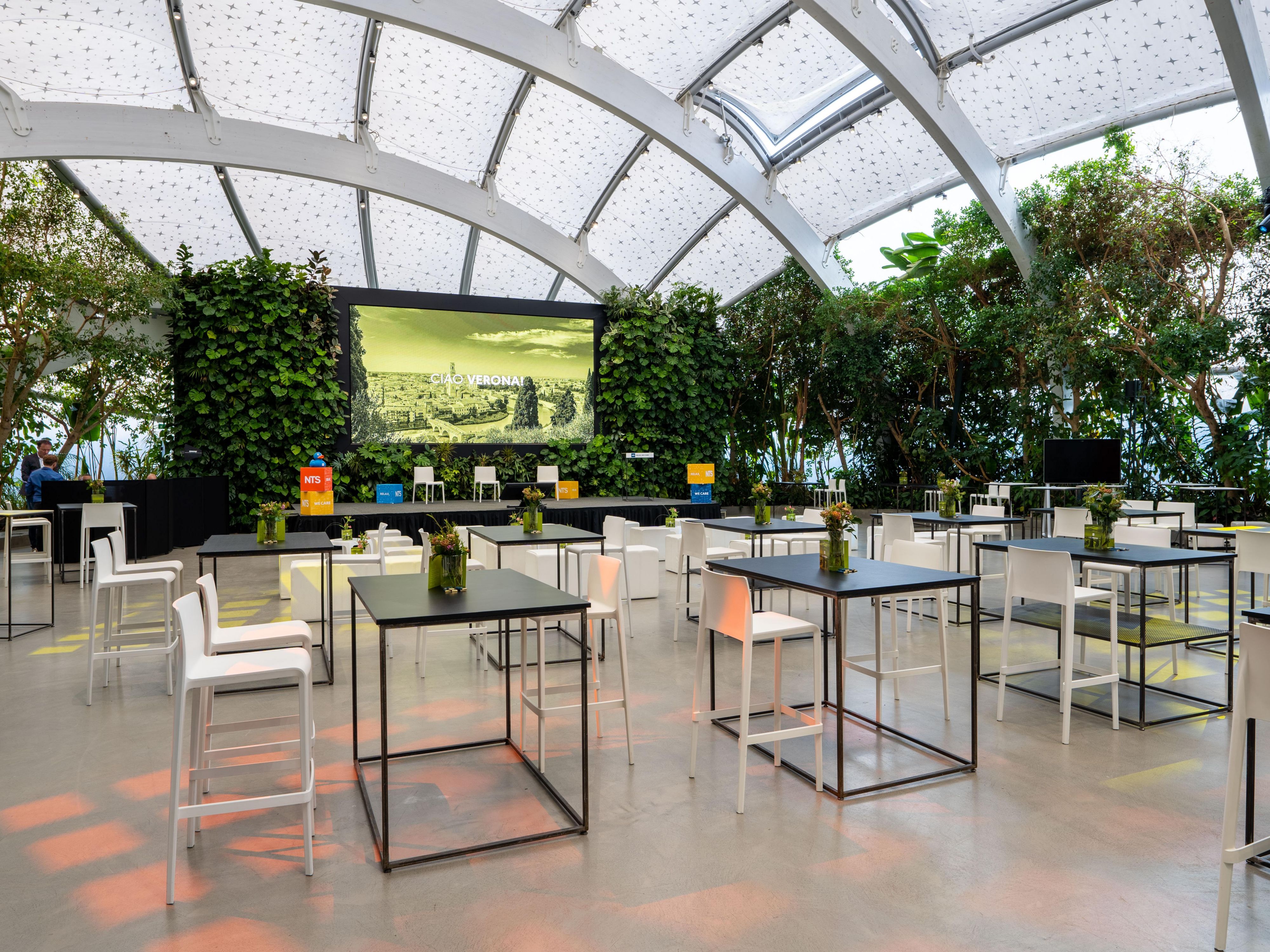 Plan a more sustainable meeting experience at Crowne Plaza Verona.