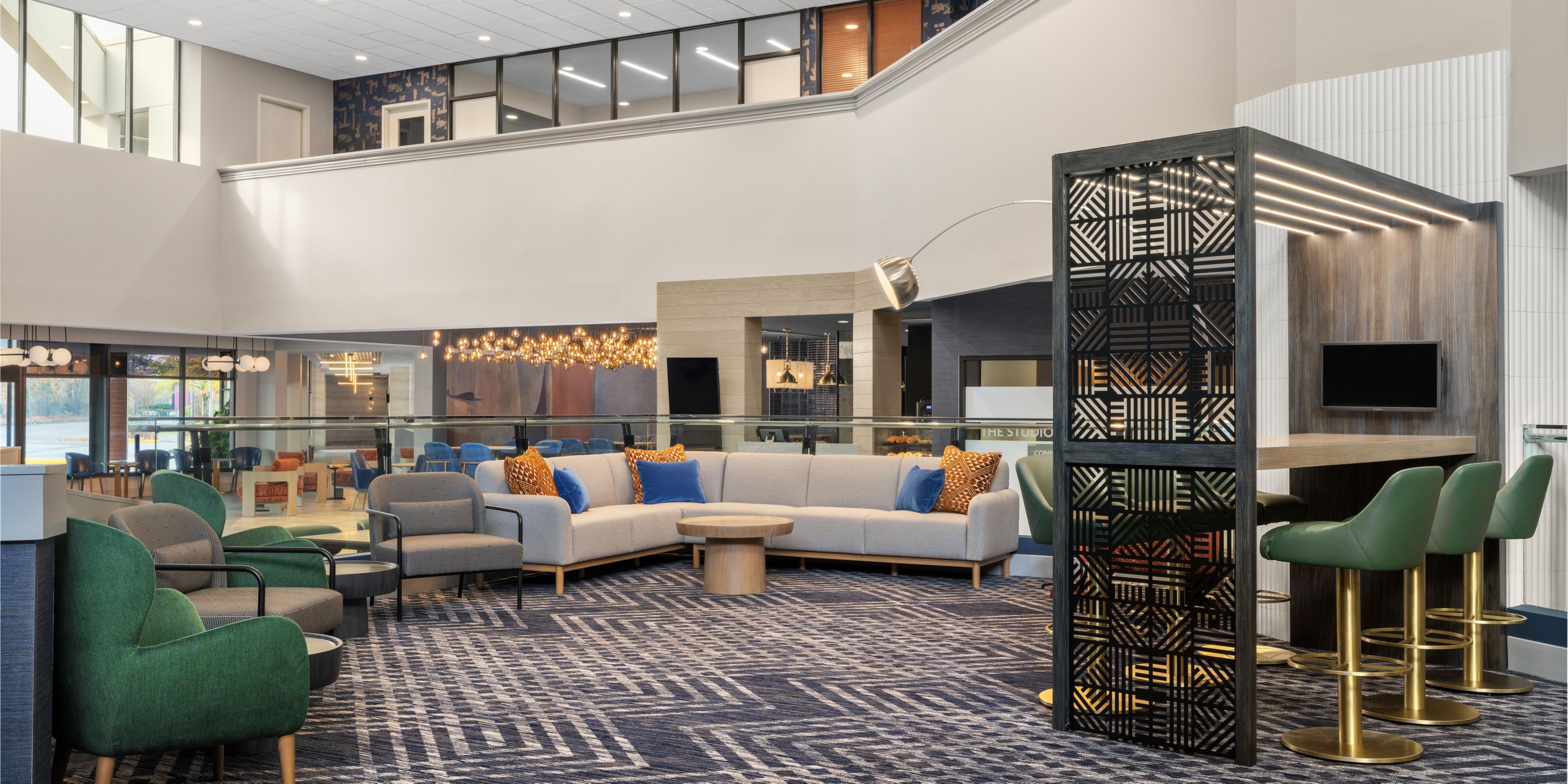 $hotelInfo.mediaDetails.welcomePhotos.primaryPhoto.caption}