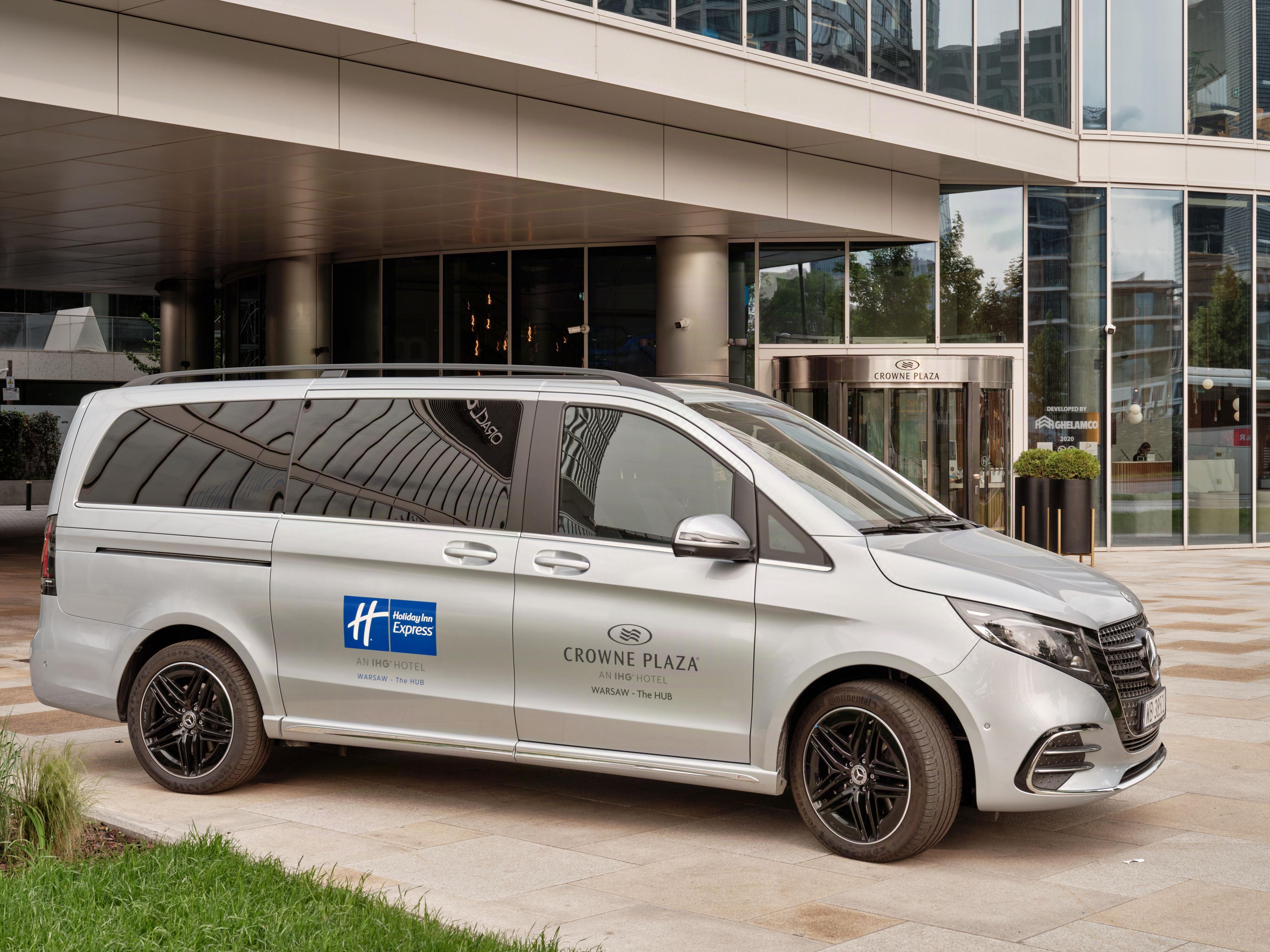 For the comfort of our guests, we offer a private transportation service in a luxurious Mercedes V-Class (up to 6 people). Our transportation services include: airport transfers, custom rides tailored to individual routes and preferences and business transport (seamless travel to meetings and events).