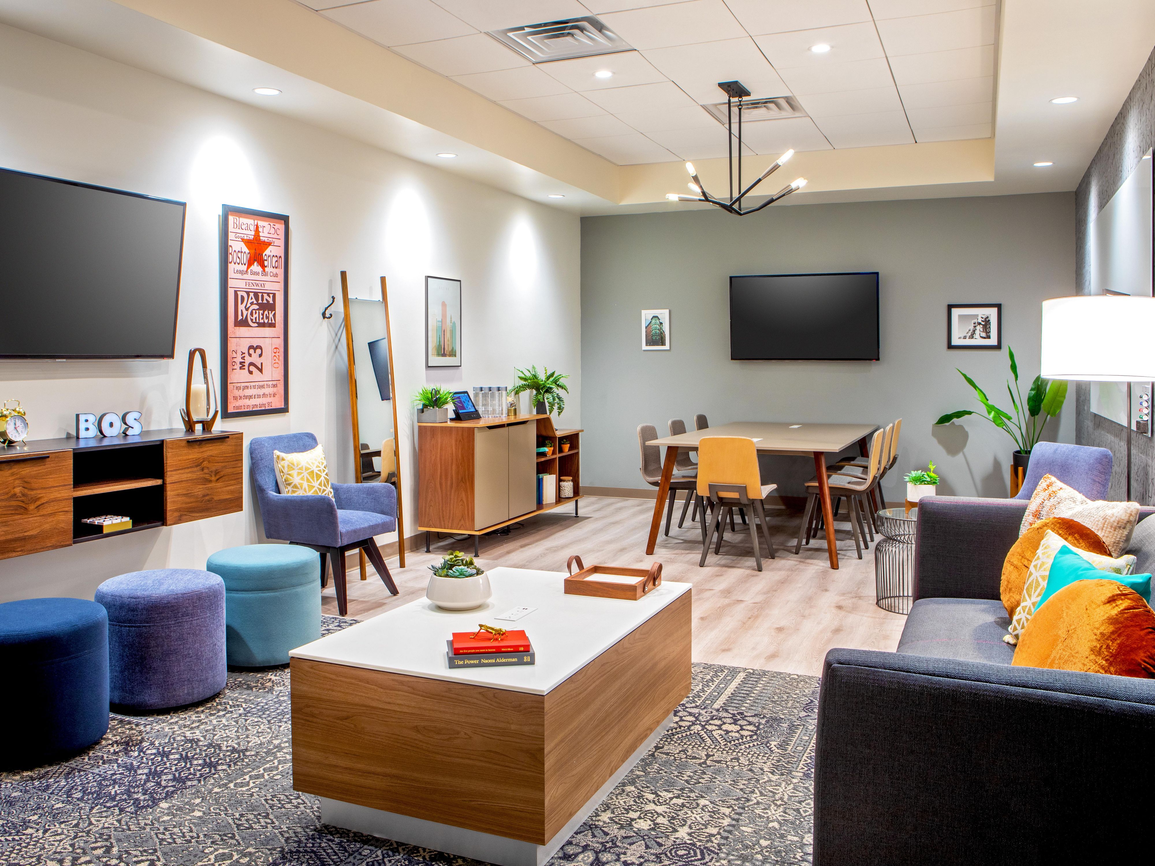 Take a break from your guest room in our cozy studio space, perfect for casual brainstorming sessions, or elevate your next big meeting in our signature boardroom.  Enjoy complimentary wi fi to keep you connected.  Reach out to our Sales team today for more information and to book your space!  
