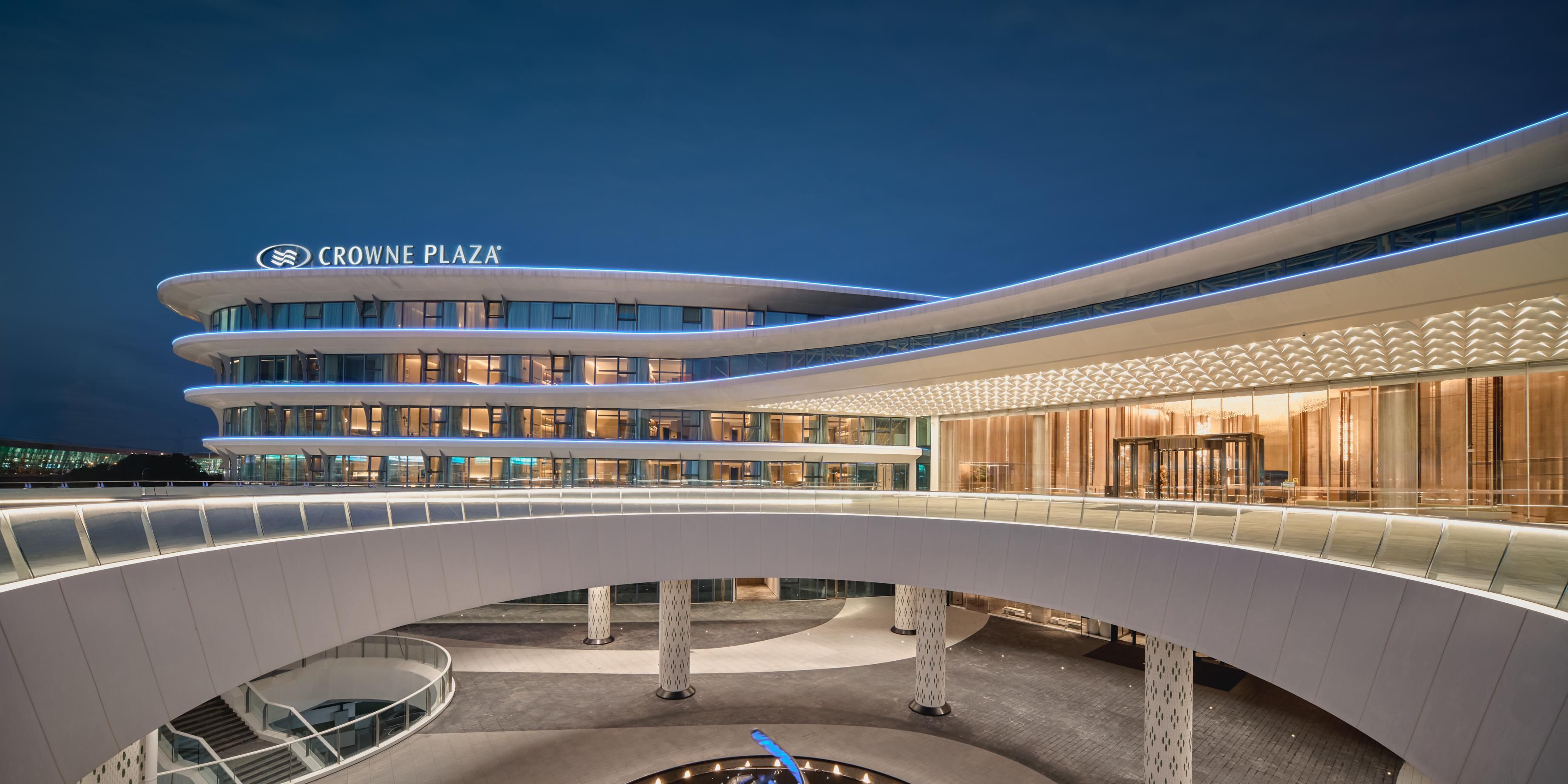 $hotelInfo.mediaDetails.welcomePhotos.primaryPhoto.caption}