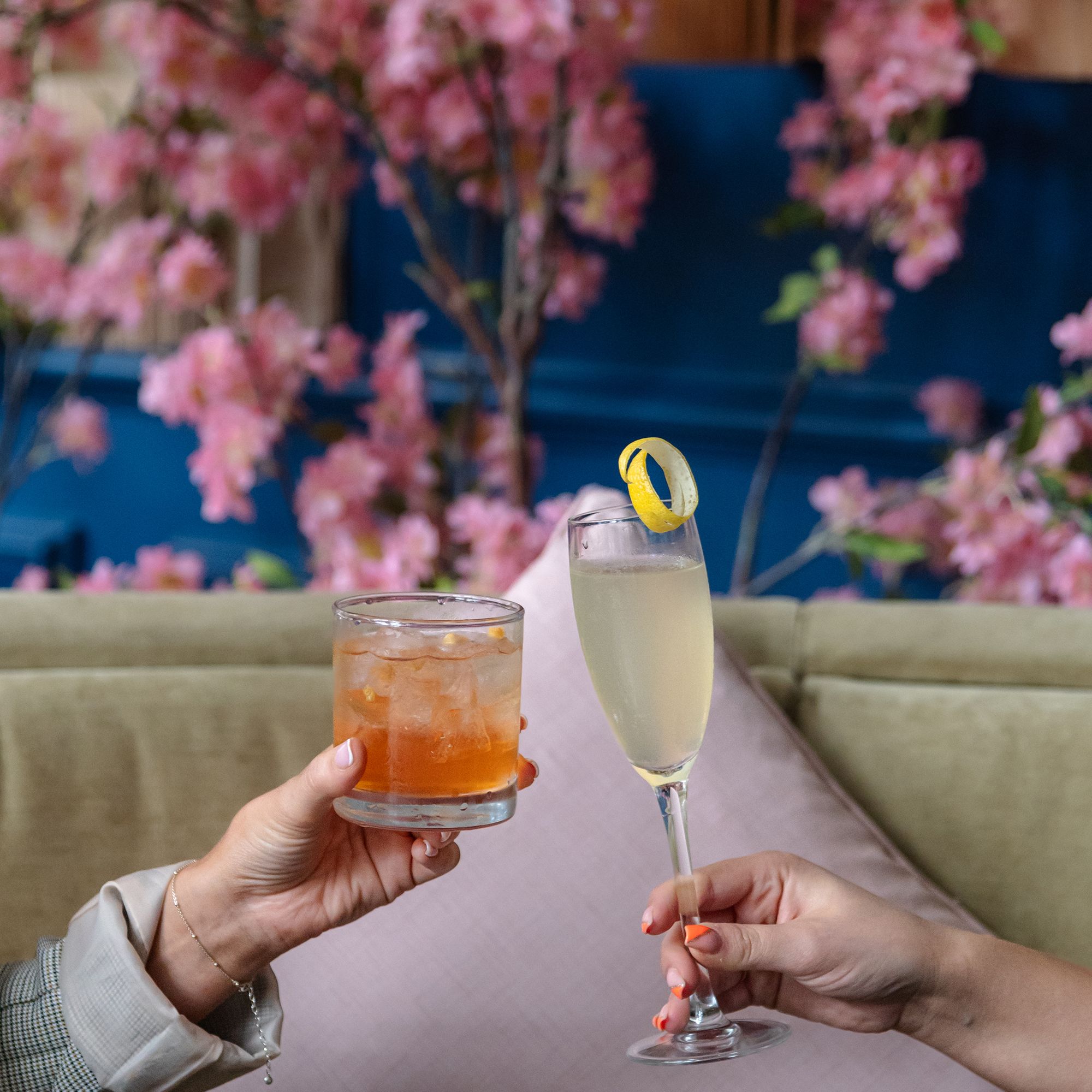 Guests cheering their drinks