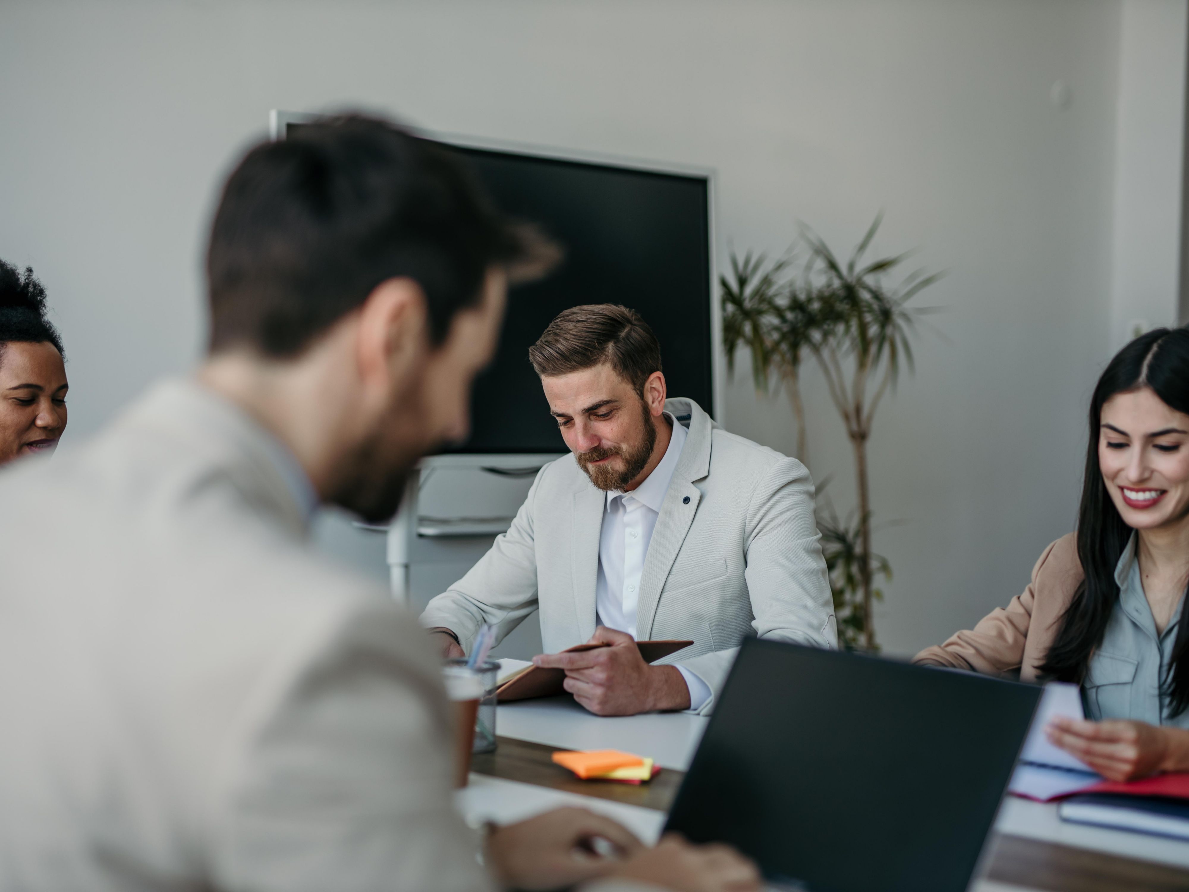 Make your mark and earn double points when you book stays for others or plan events and group accommodations in Alpharetta! From Oct 1, 2025, to Mar 4, 2026, IHG Business Rewards members get 2X points plus 2 Bonus Elite Night Credits for every $3,000 spent. Enjoy flexible spaces, great service, and seamless rewards to help you earn more.