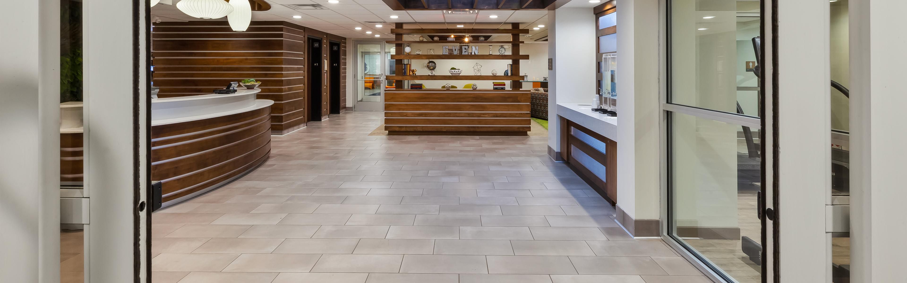 $hotelInfo.mediaDetails.welcomePhotos.primaryPhoto.caption}