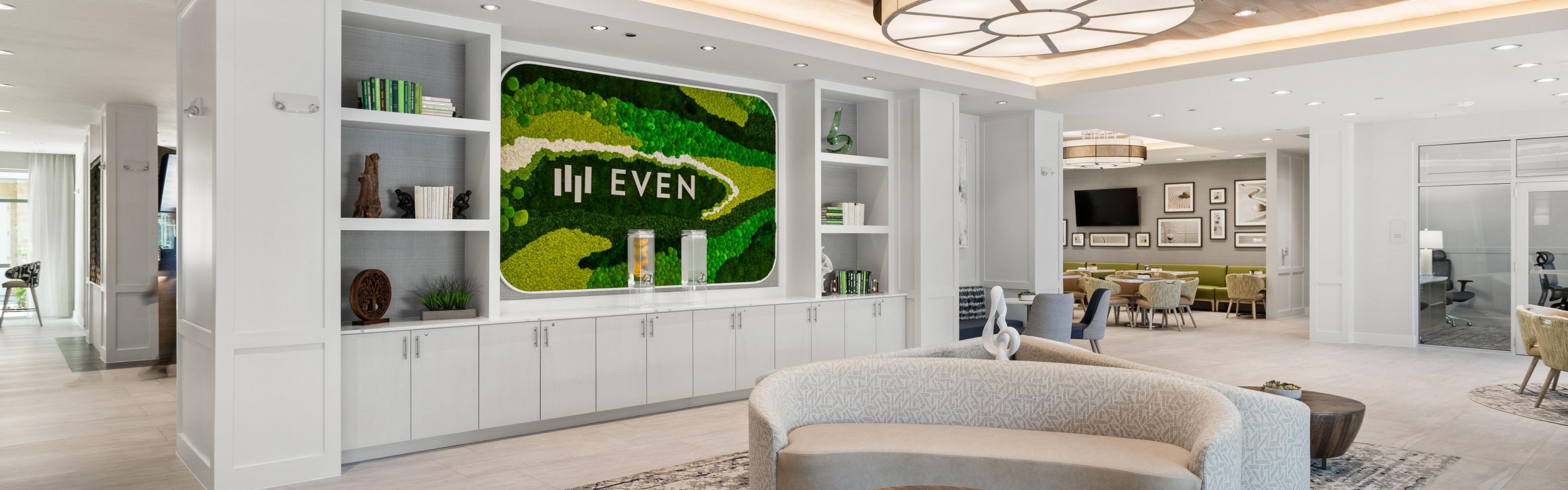 $hotelInfo.mediaDetails.welcomePhotos.primaryPhoto.caption}