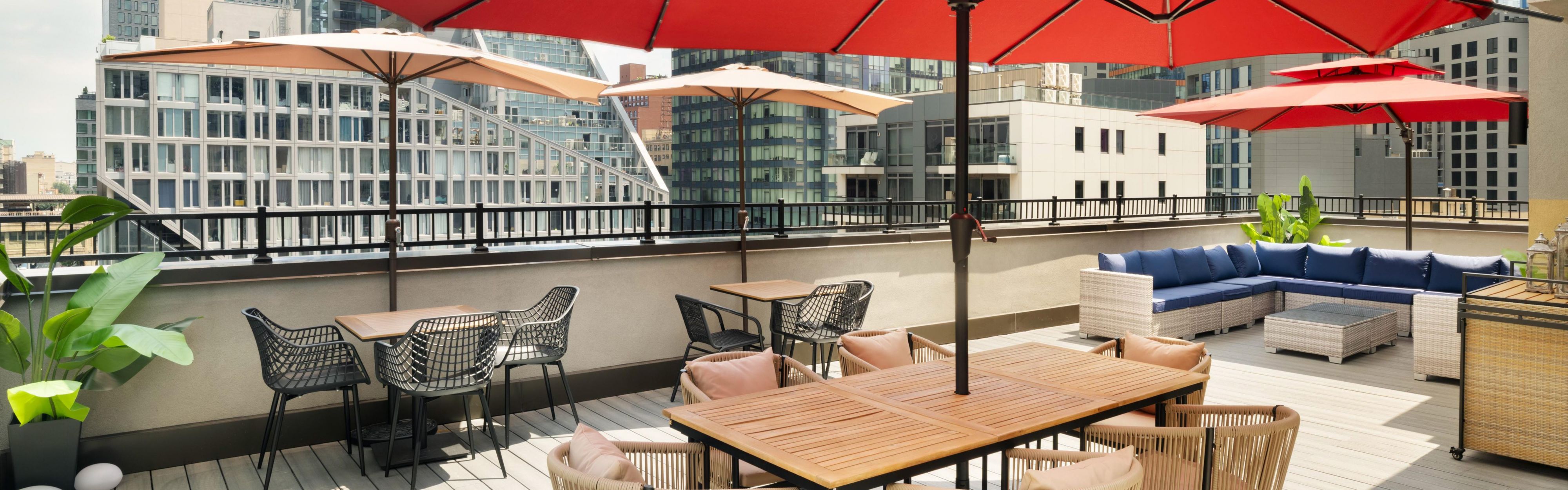 $hotelInfo.mediaDetails.welcomePhotos.primaryPhoto.caption}