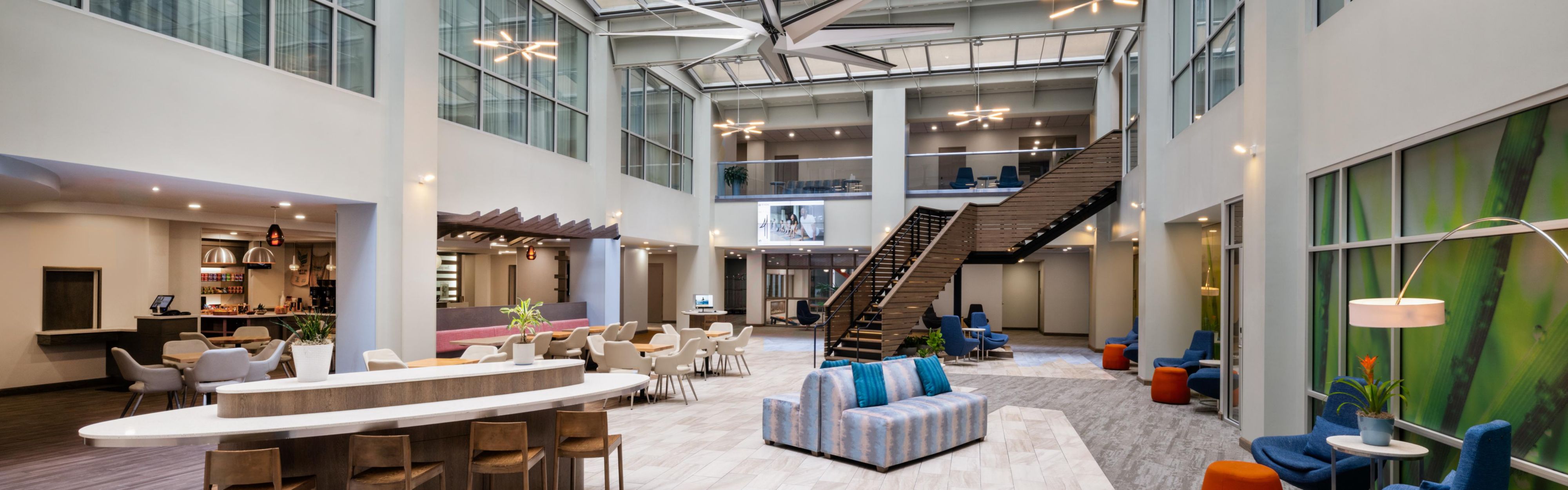 $hotelInfo.mediaDetails.welcomePhotos.primaryPhoto.caption}