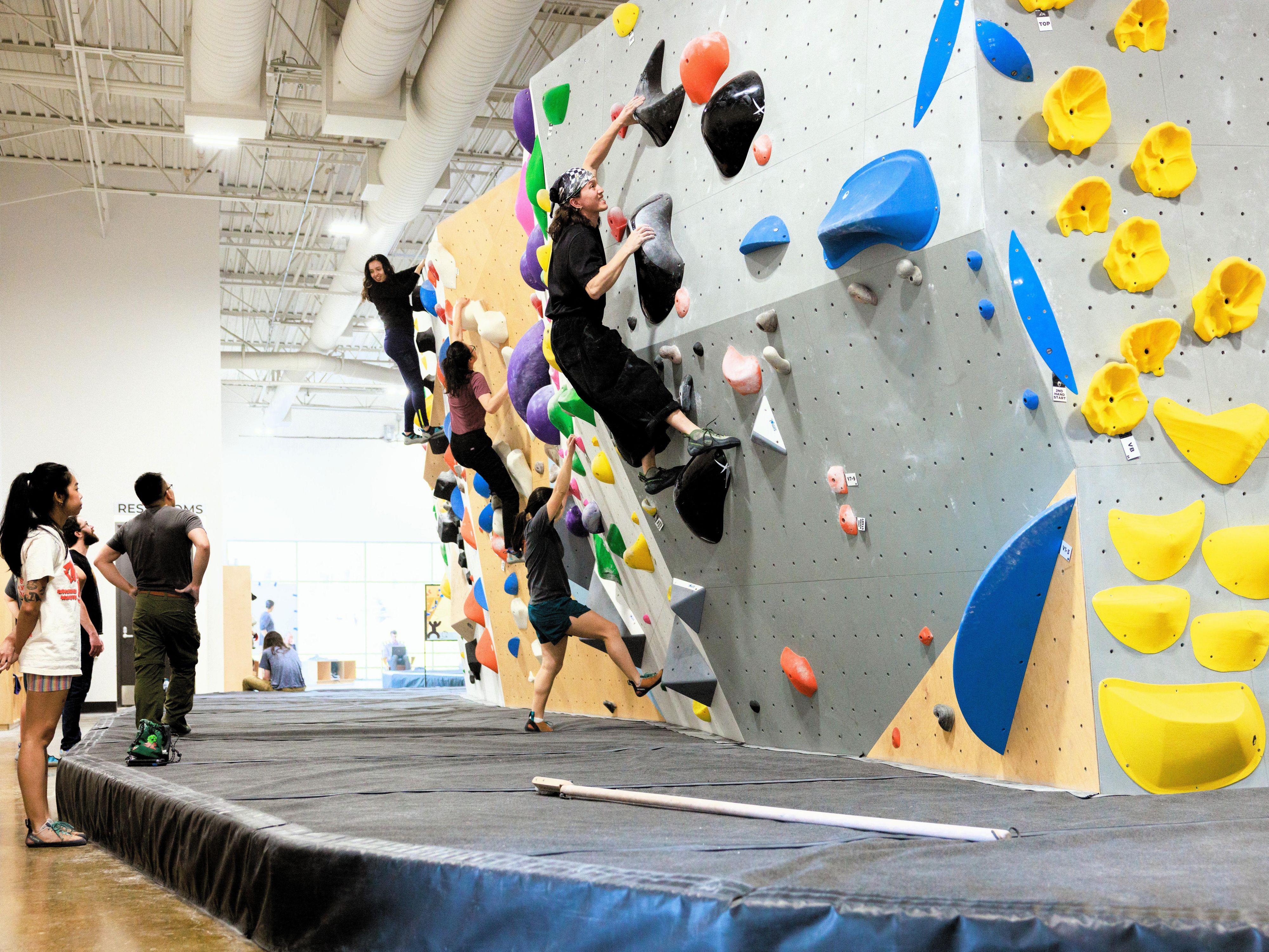 EVEN Hotel partners with Portland Rock Gym, the largest climbing facility in the Pacific Northwest, just 5 minutes away. Explore 63,000 sq ft of Olympic-quality bouldering, beginner routes, 60' rope walls, and yoga studios. Elevate your stay with adventure and wellness for all skill levels.