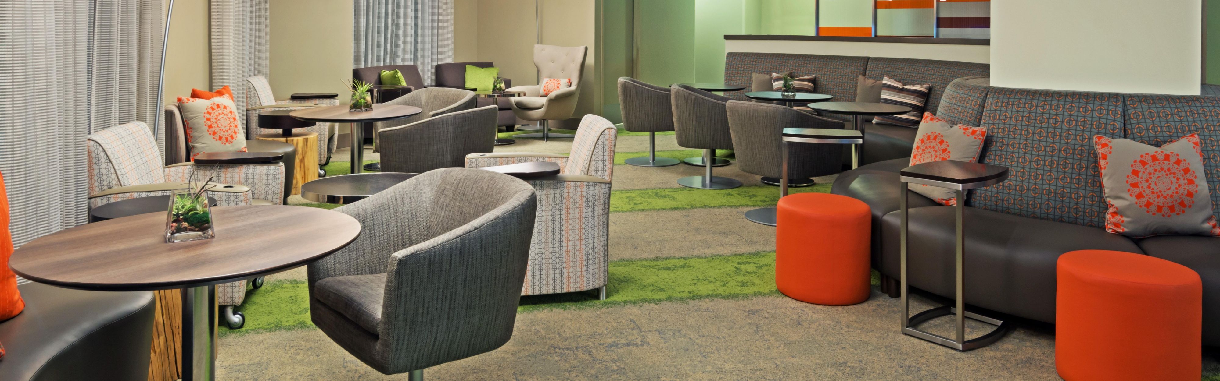 $hotelInfo.mediaDetails.welcomePhotos.primaryPhoto.caption}