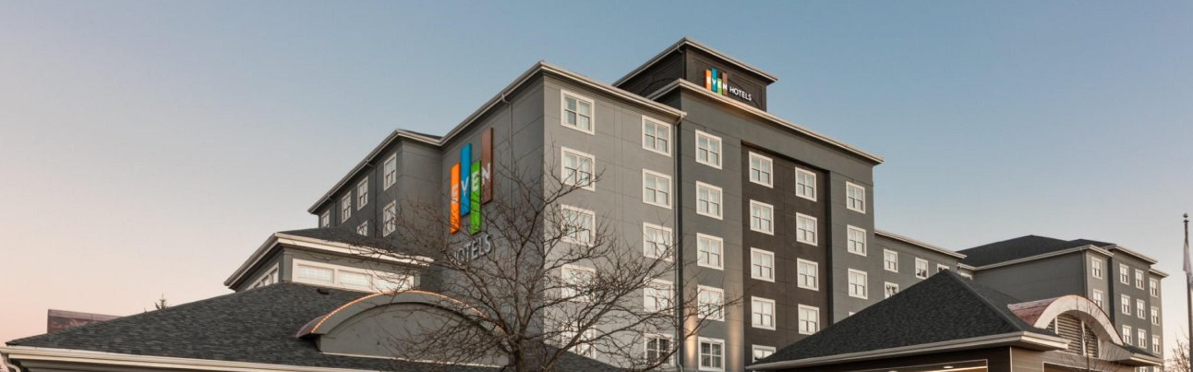 $hotelInfo.mediaDetails.welcomePhotos.primaryPhoto.caption}