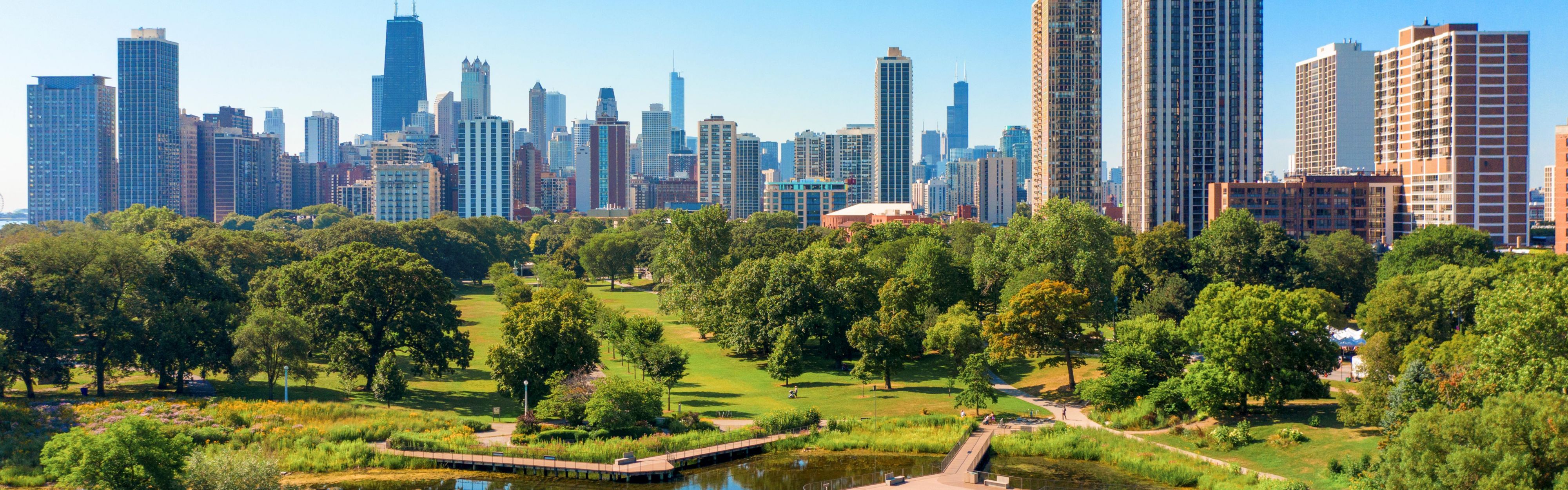 Enjoy a scenic glimpse of Chicago’s skyline and green spaces.