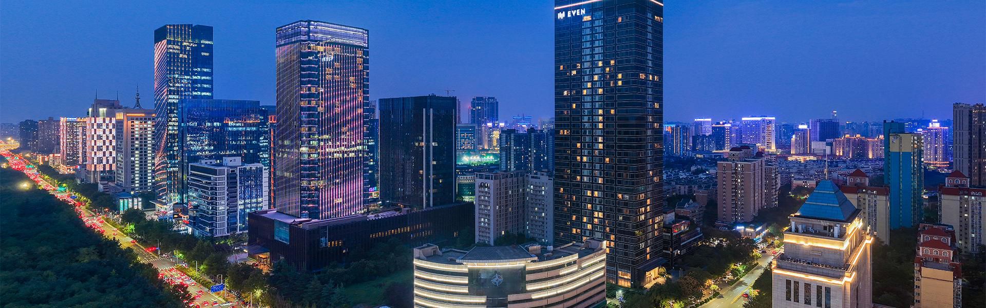 $hotelInfo.mediaDetails.welcomePhotos.primaryPhoto.caption}