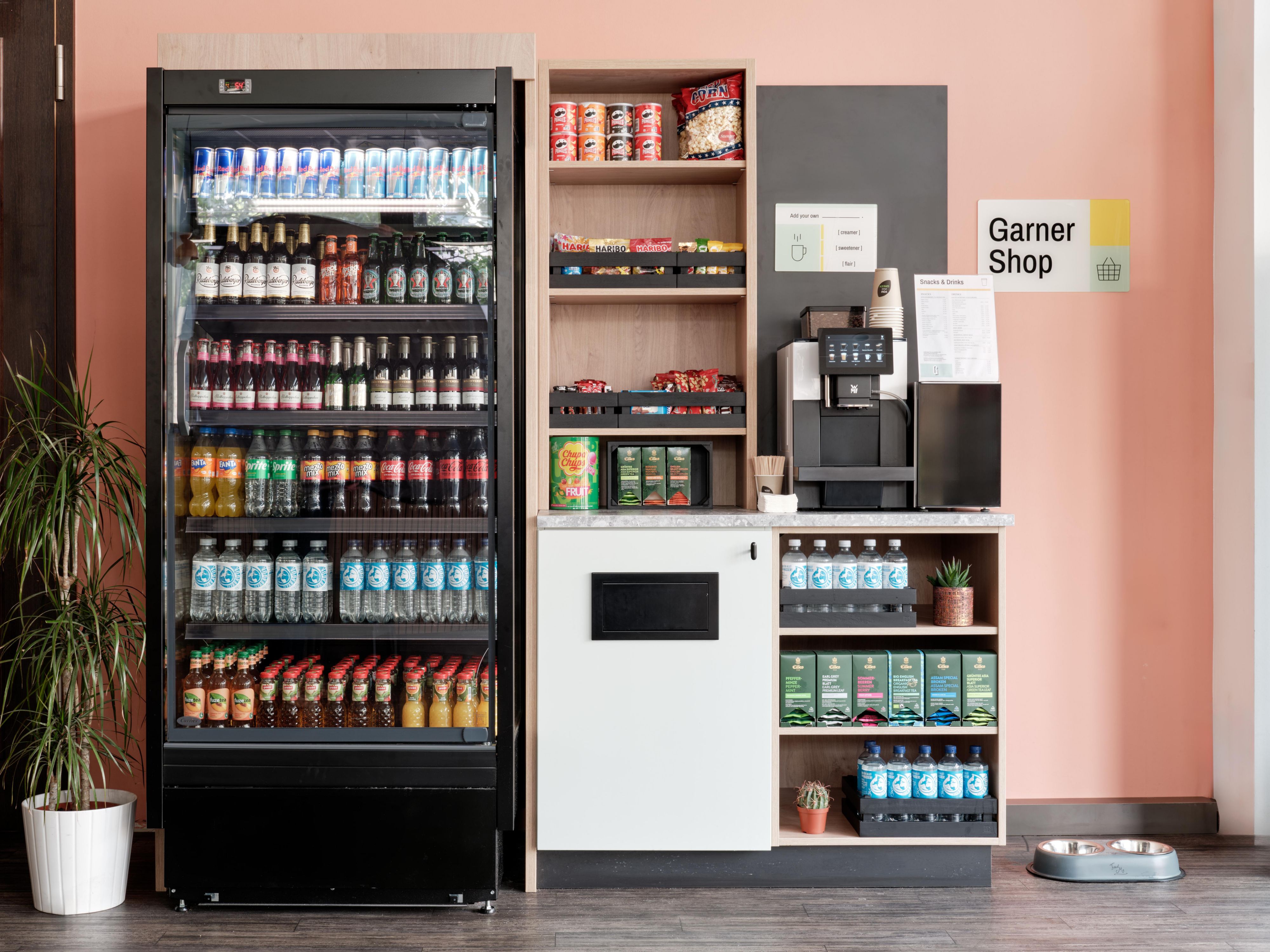 Snack attack? The Garner Shop’s open 24/7. From refreshing drinks to sweet treats, salty snacks to a bottle of something nice – it’s all here. Great for nights in or dashes out. Just pick what you fancy and swing by reception to settle up.