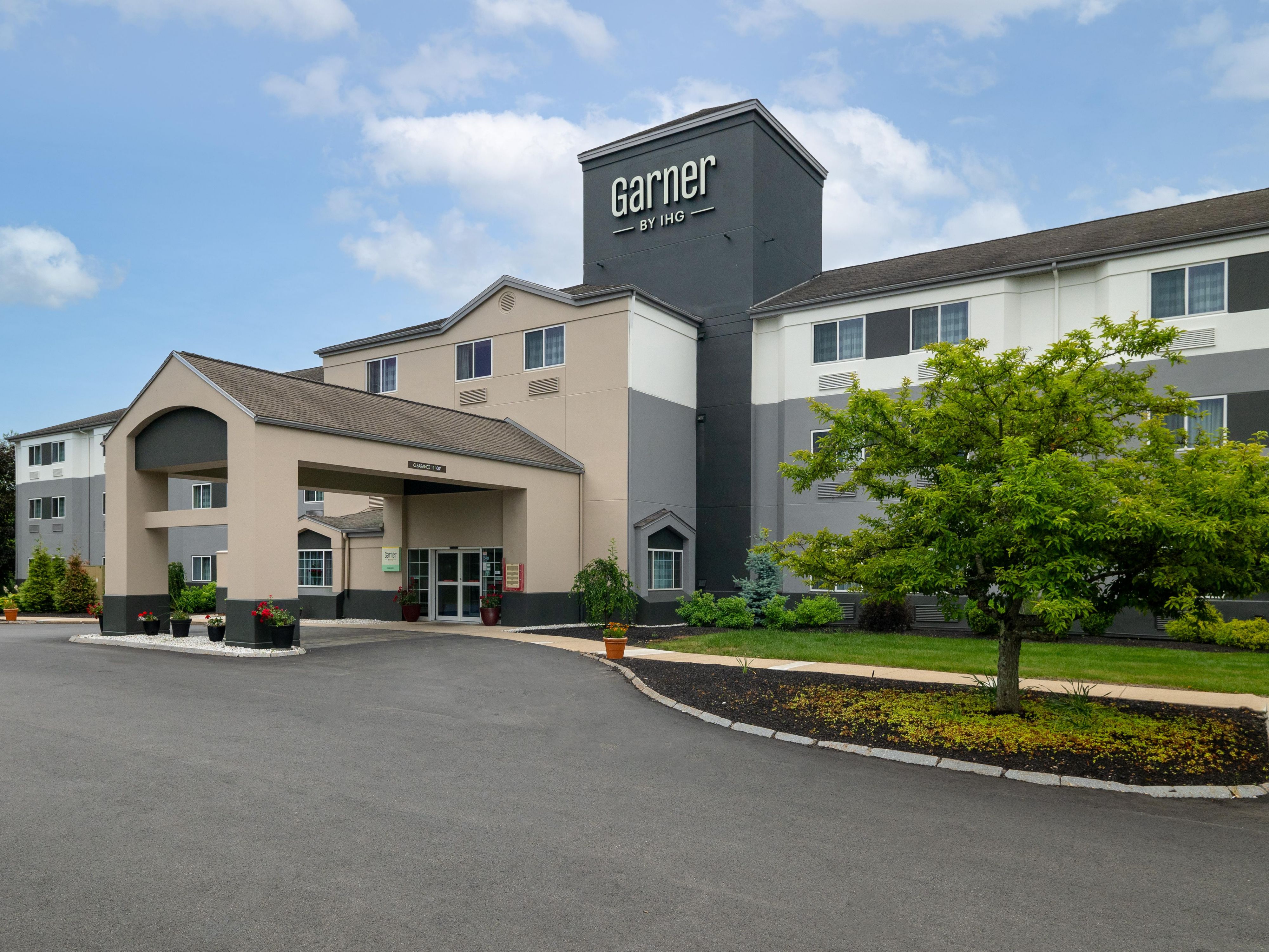 Welcome to Garner Hotel Londonderry - Manchester.