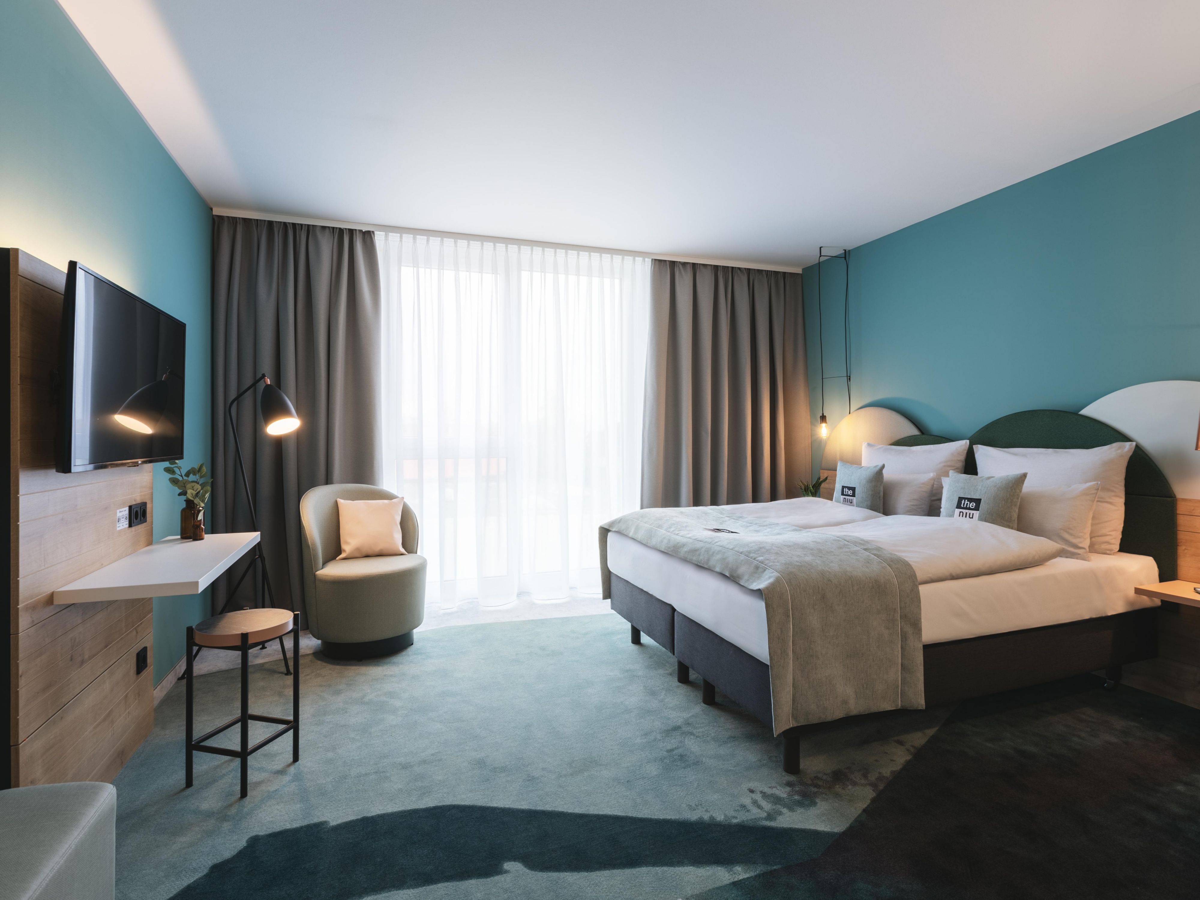 Begin your day exactly the way you like it. Whether it's your favorite radio station or your personal playlist, connect your smartphone effortlessly to our invisible sound system. Enjoy your morning routine just like at home, with comfort tailored to your stay. Experience a seamless start to your day with the perfect blend of technology.