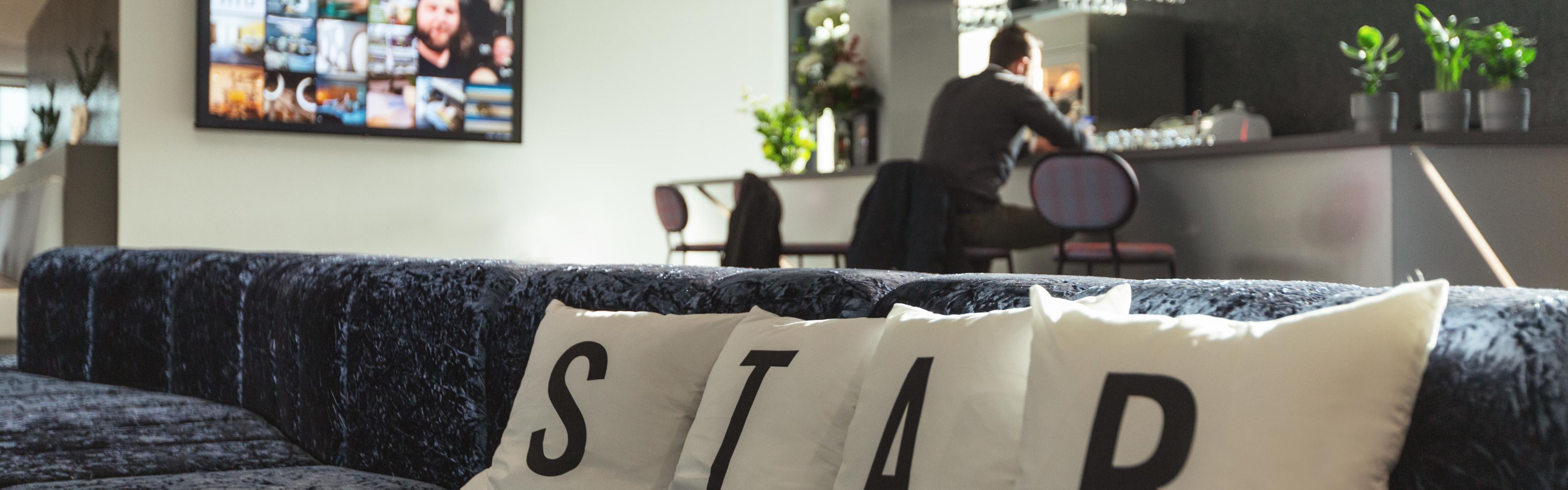 Modern atmosphere in the lobby - free Wi-Fi for your convenience