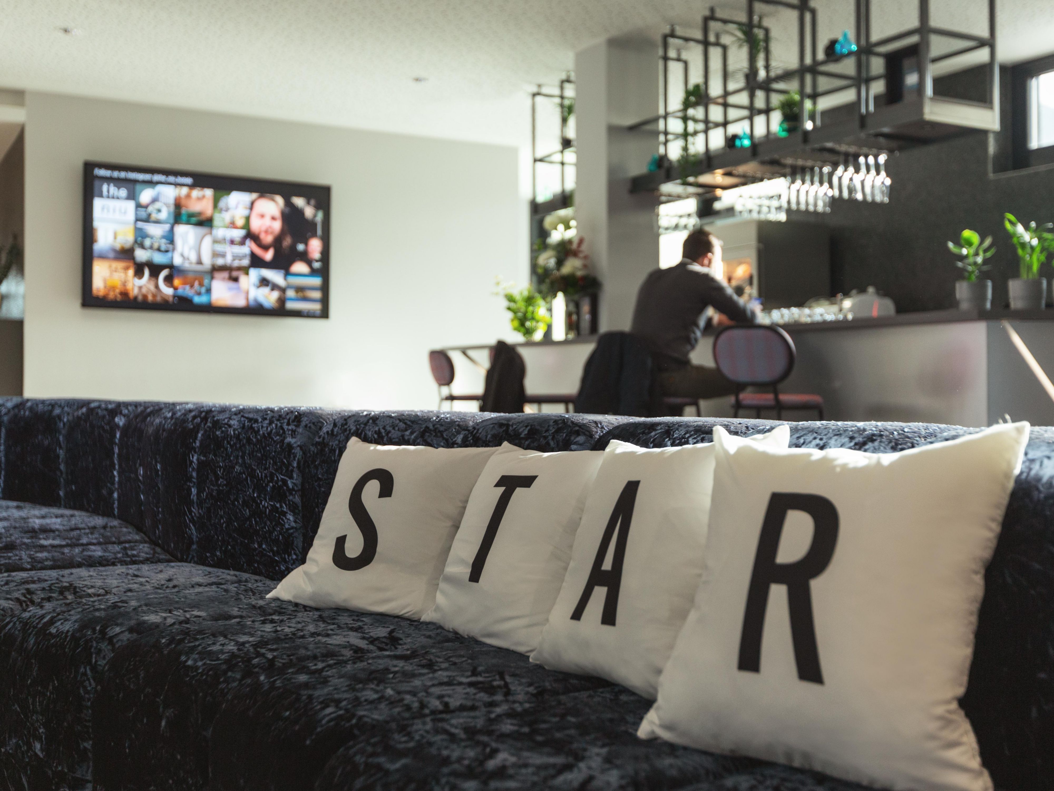 Modern atmosphere in the lobby - free Wi-Fi for your convenience