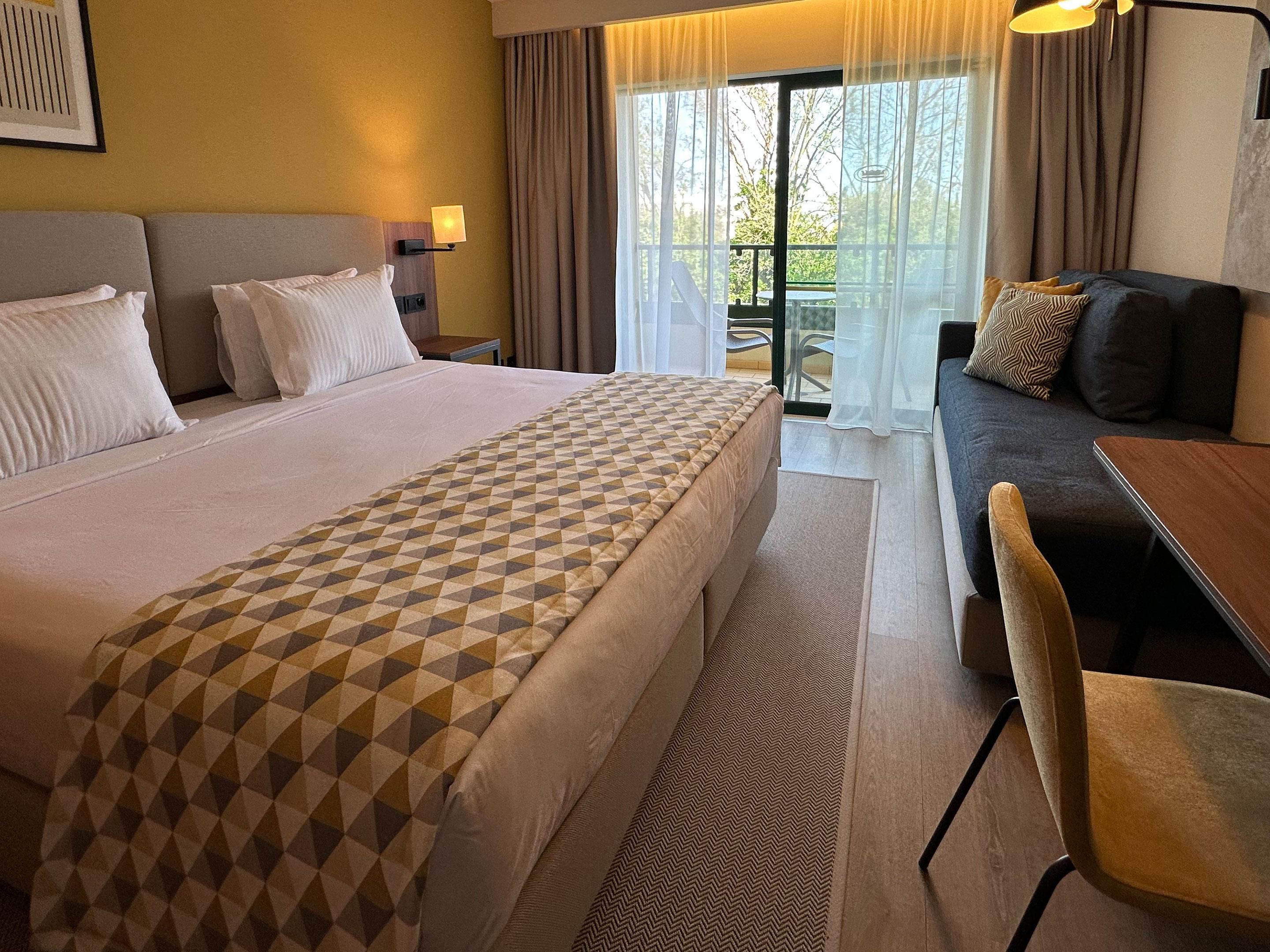 At Holiday Inn Algarve Albufeira, children under 18 can stay for free when sharing a room with up to two adults, provided the room’s maximum occupancy is not exceeded. This policy may vary and does not include extra beds. It is recommended to confirm details directly with the hotel when booking.