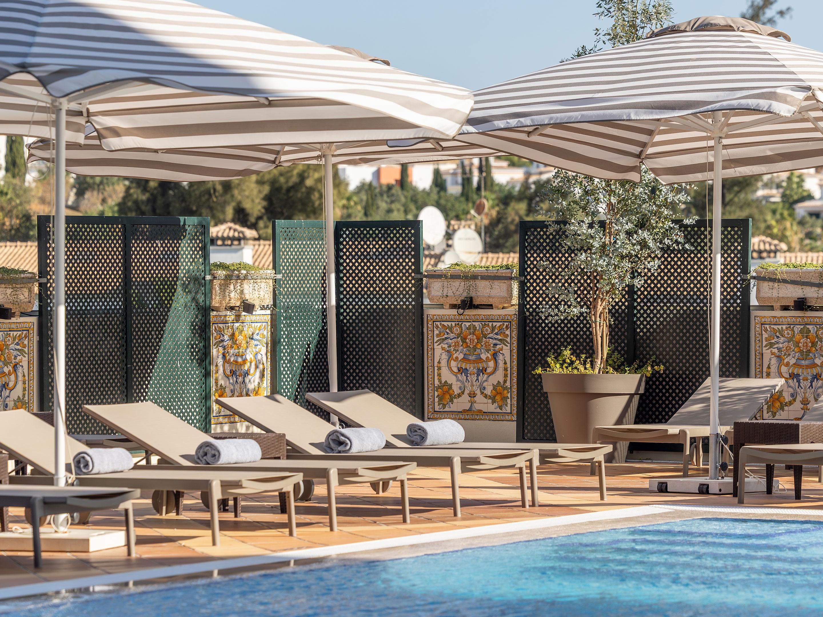 Outdoor swimming pool