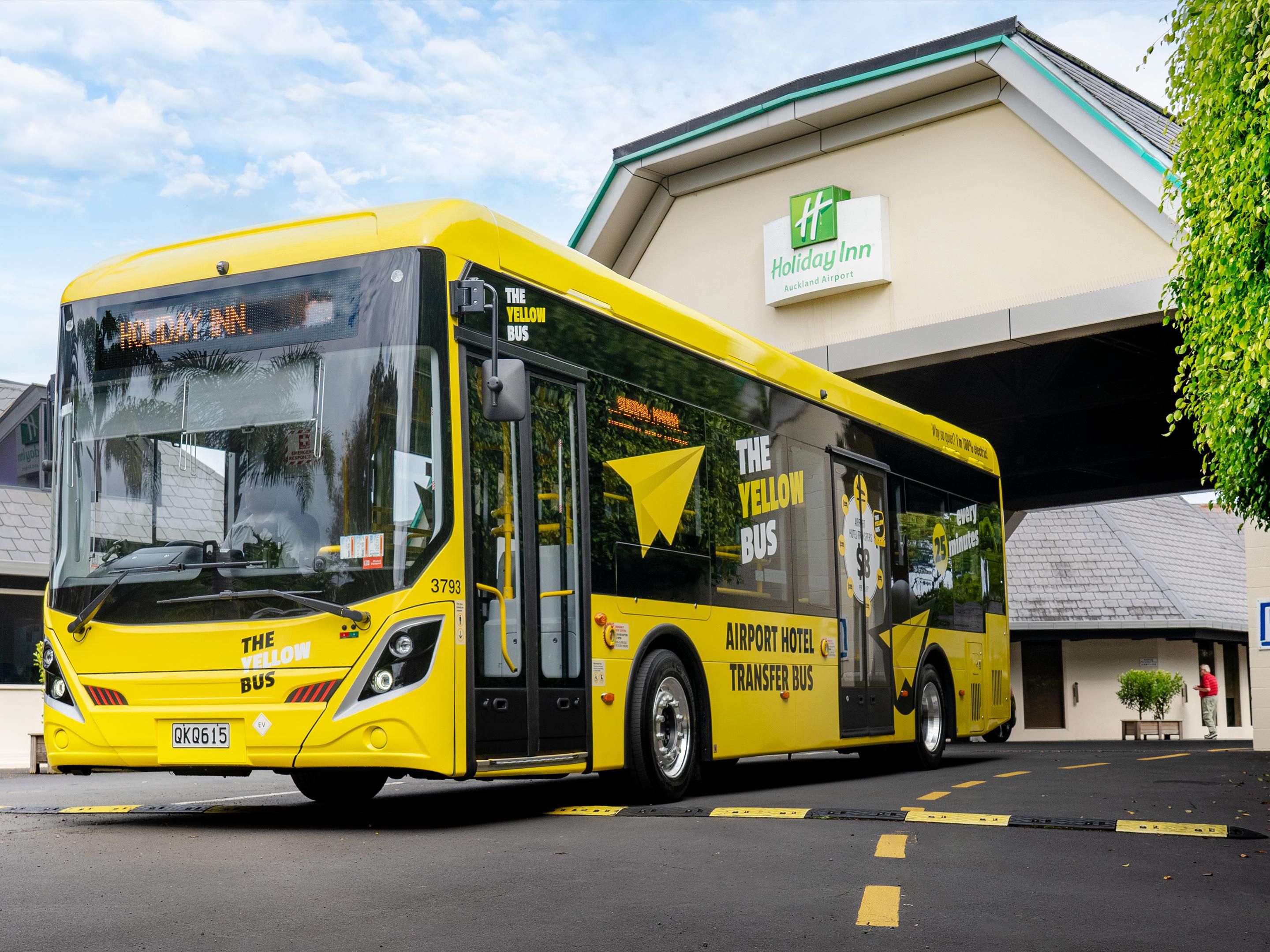 The Yellow Bus runs daily between Auckland Airport and Holiday Inn Auckland Airport, operating 24/7 to the International Terminal and from 4:18 AM to 12:04 AM to the Domestic Terminal. It stops at the hotel every 25 minutes or less. Fare is $8 one way; kids 12 & under ride free. Tickets must be bought before boarding at terminals, lobby or online.